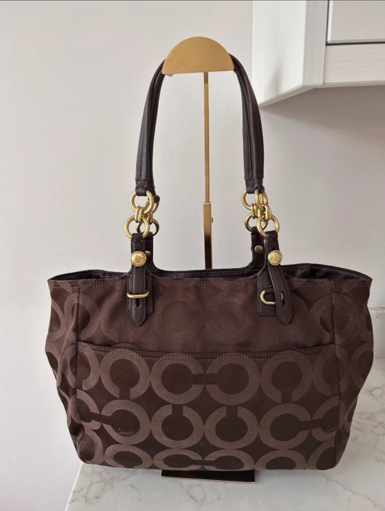Vintage Coach chocolate brown shoulder bag
