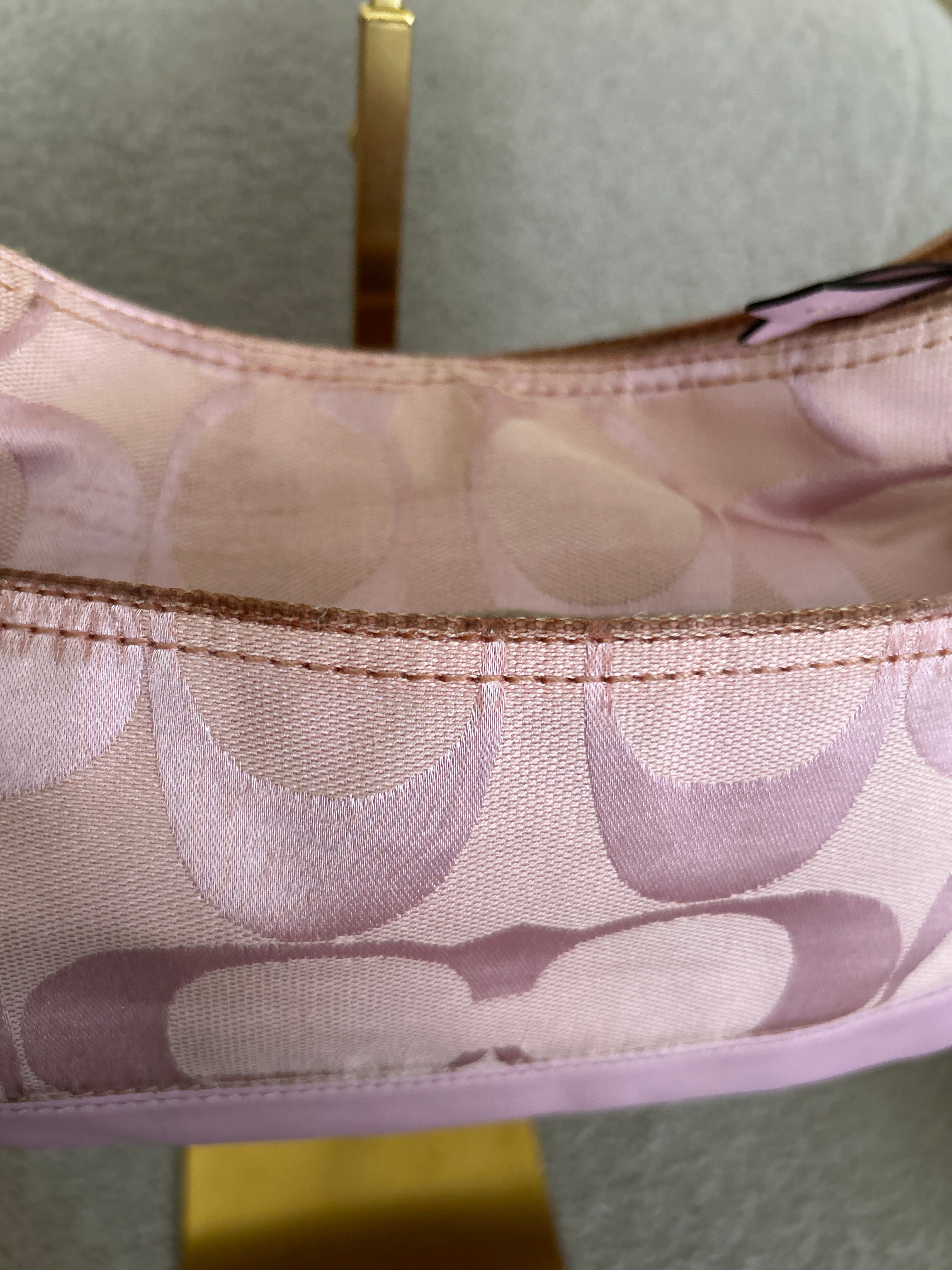 Vintage Coach pink shoulder bag