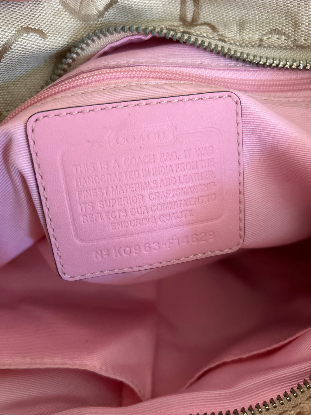 Vintage Coach horse and carriage pink leather shoulder bag