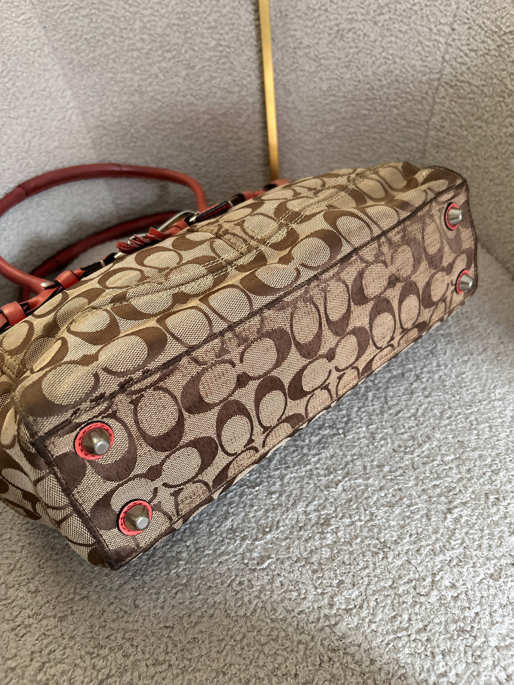 Vintage Coach Hampton coral leather shoulder bag