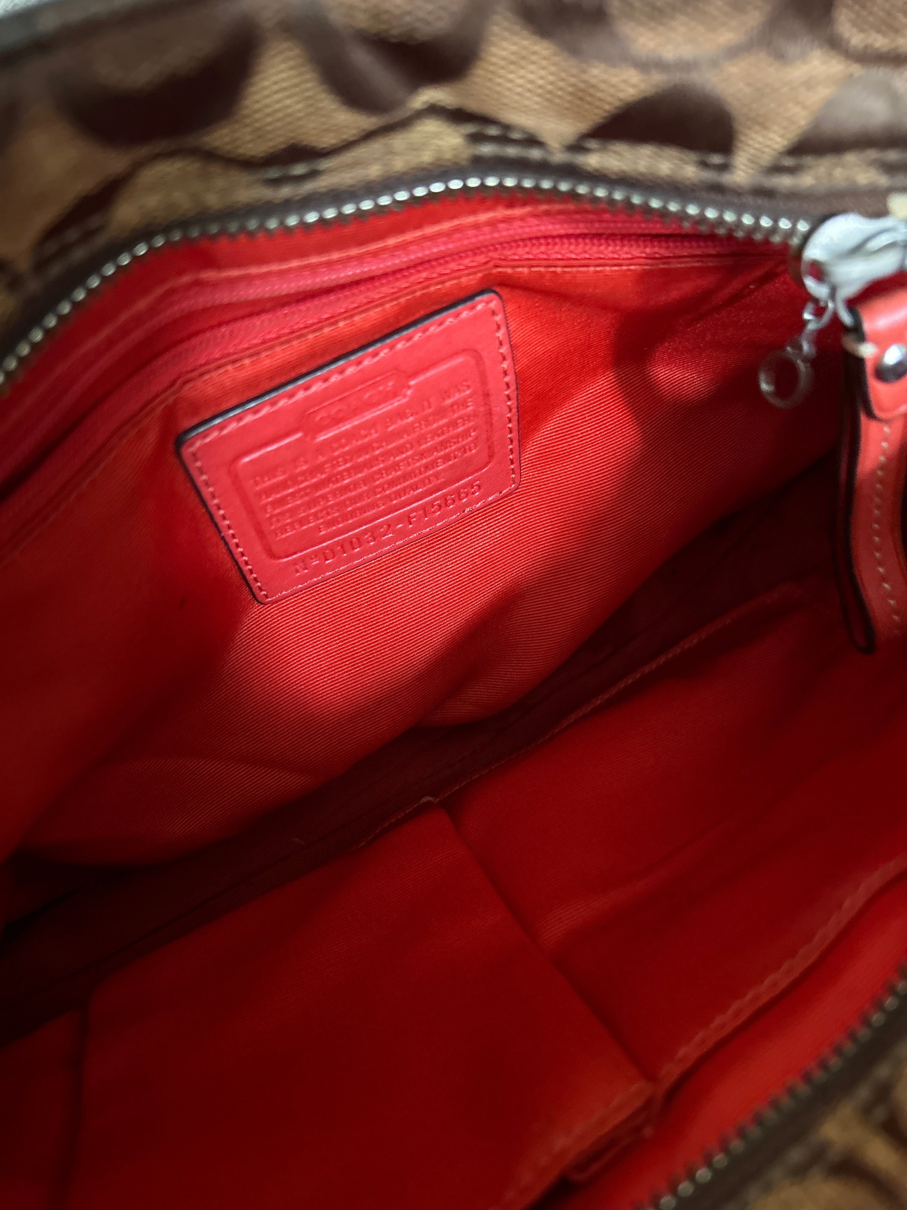 Vintage Coach Hampton coral leather shoulder bag