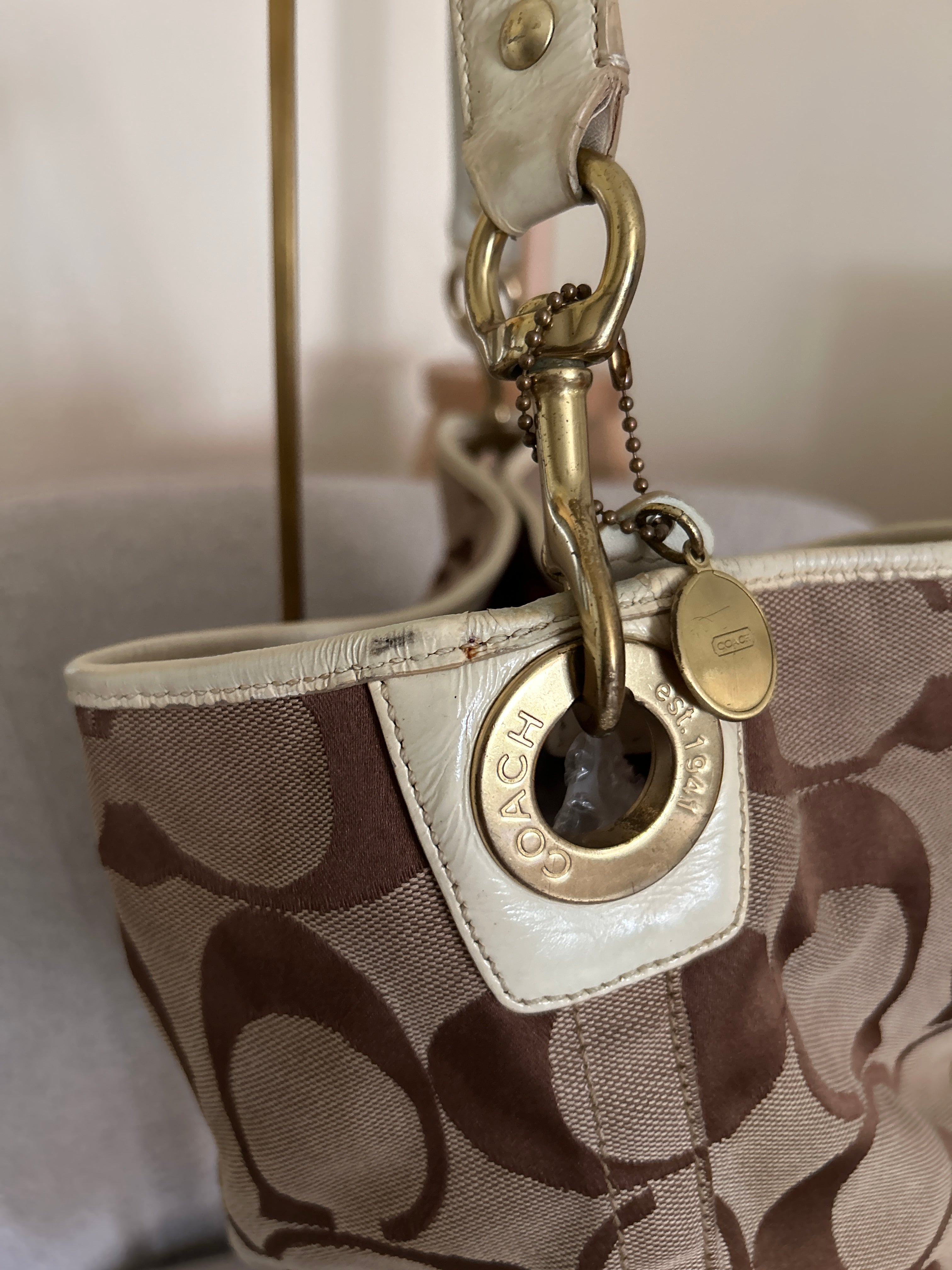 Vintage Coach Legacy multicolour stripe shoulder bag