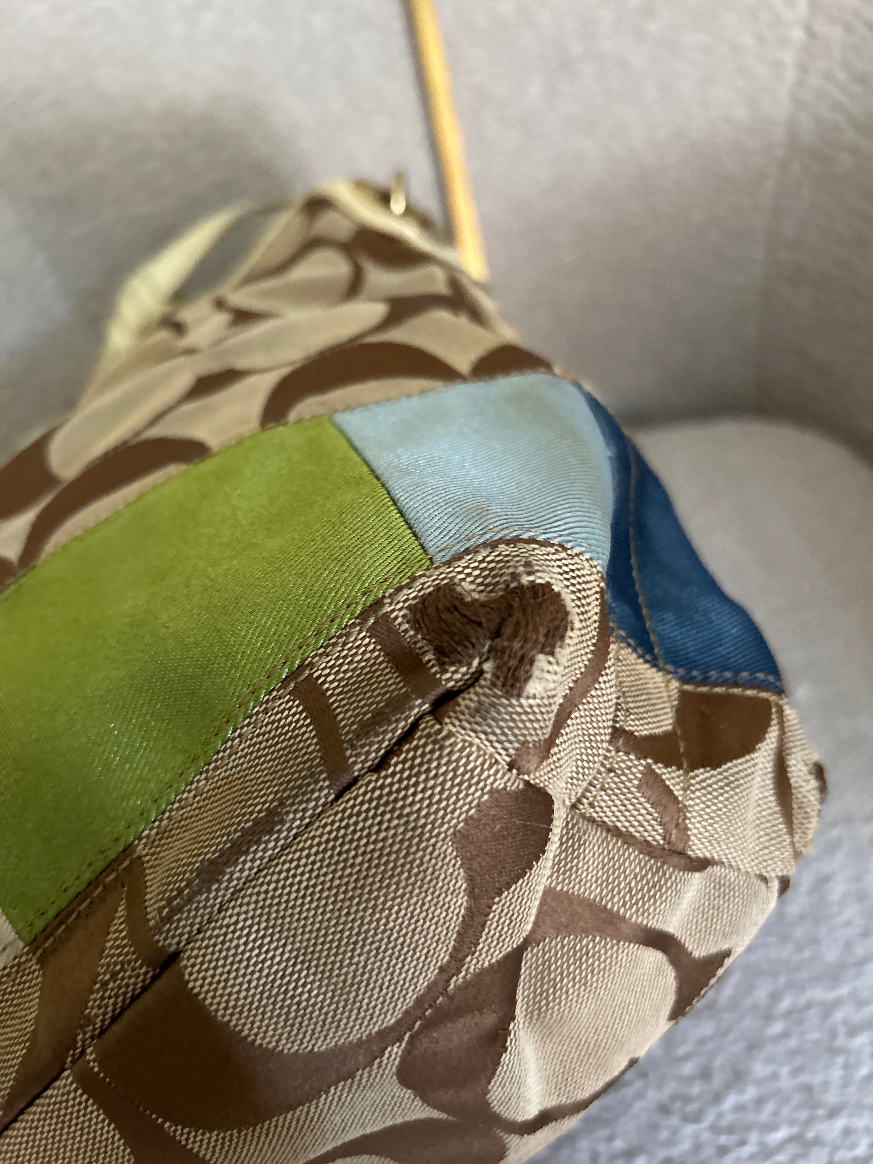 Vintage Coach Legacy multicolour stripe shoulder bag