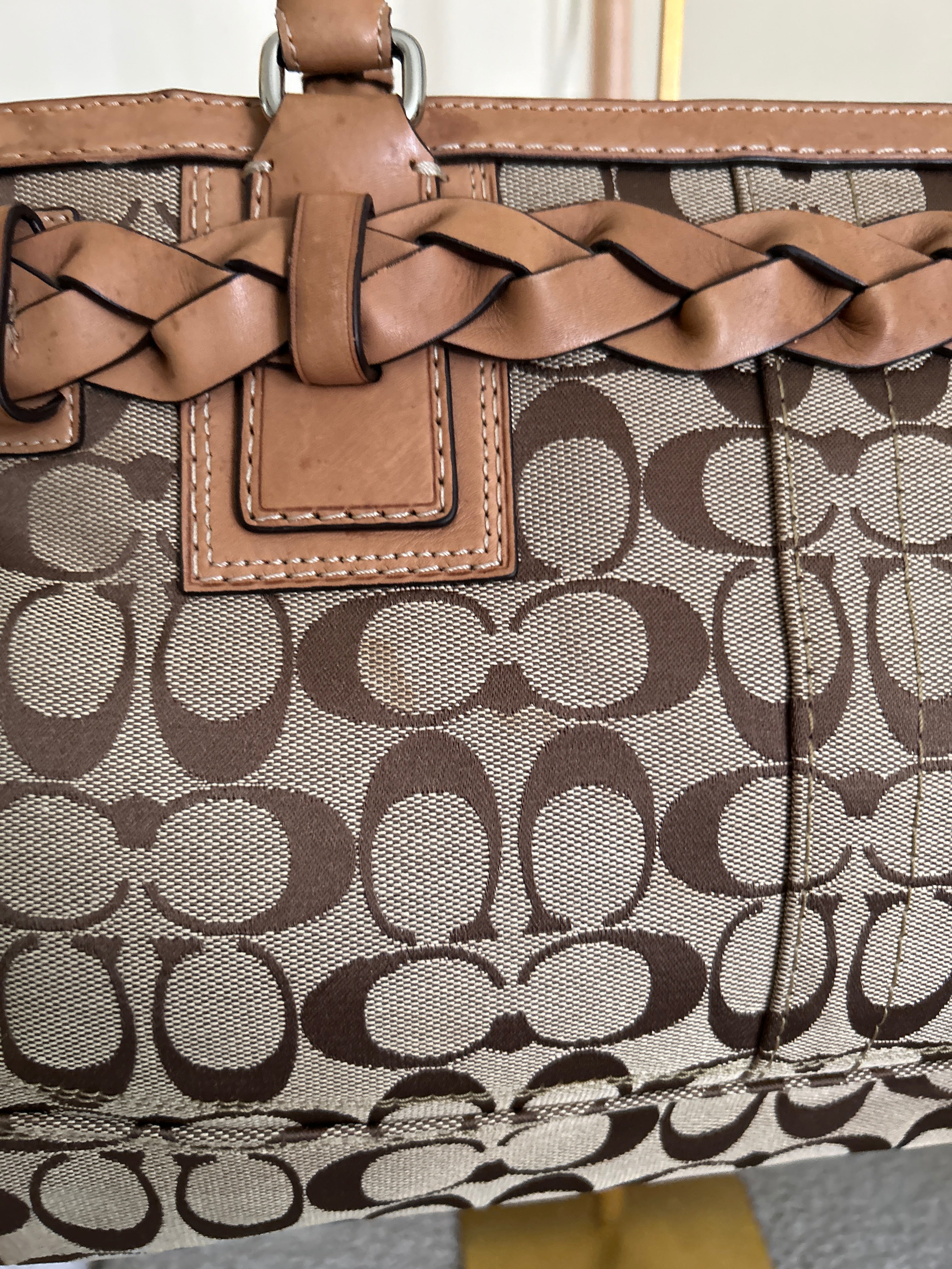 Vintage Coach Hampton shoulder bag