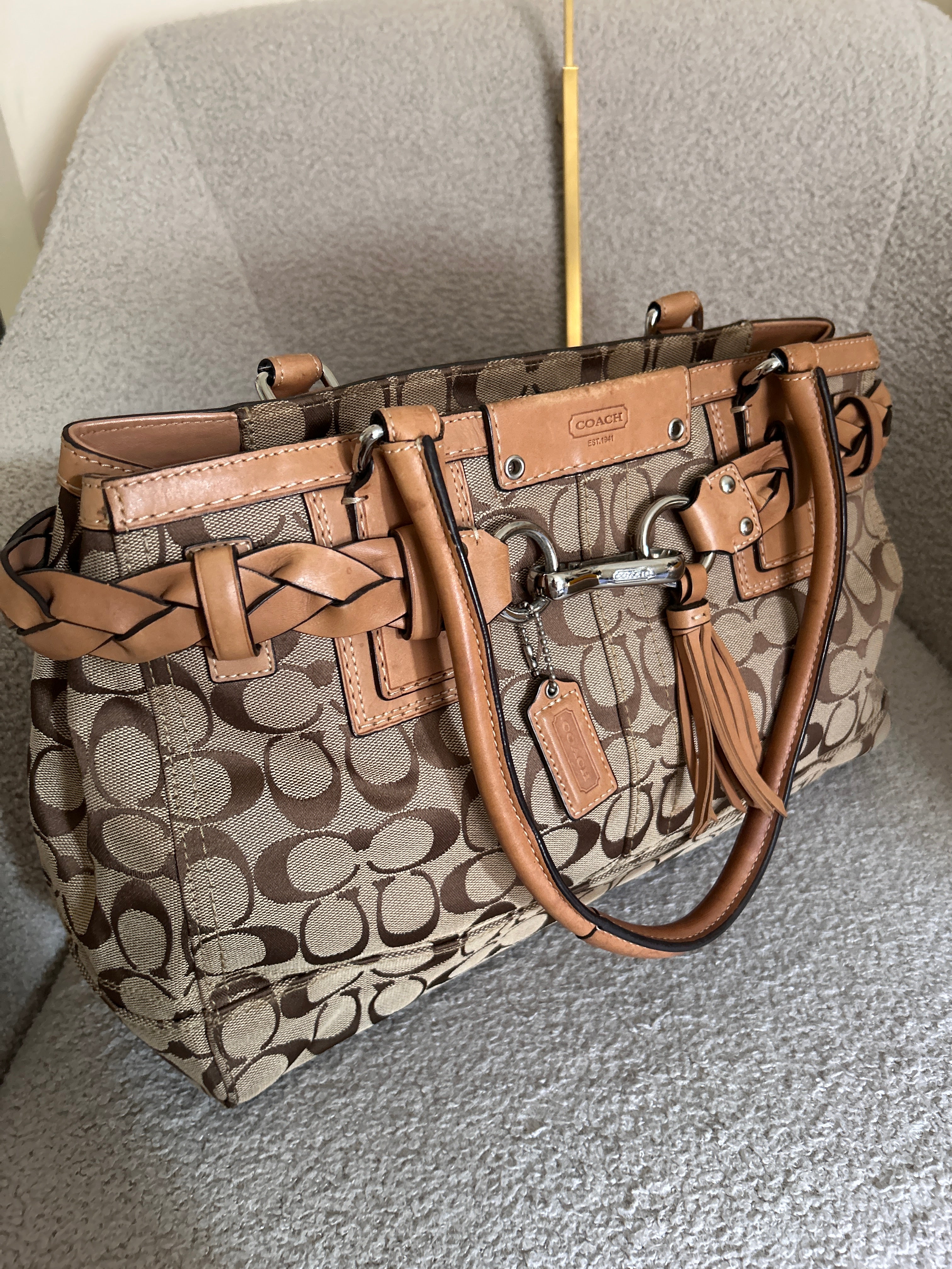 Vintage Coach Hampton shoulder bag