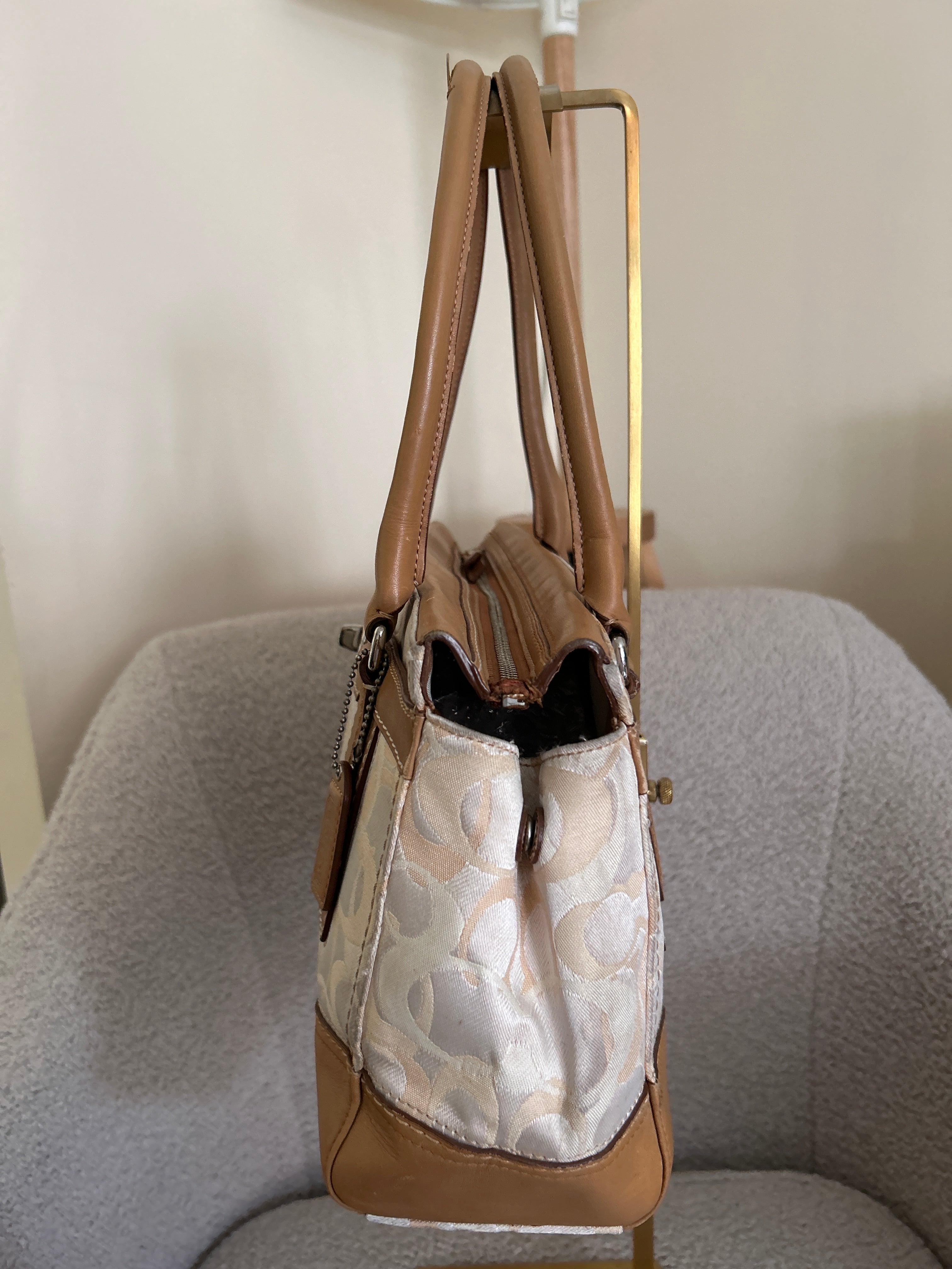 Vintage Coach optic monogram Hampton shoulder bag
