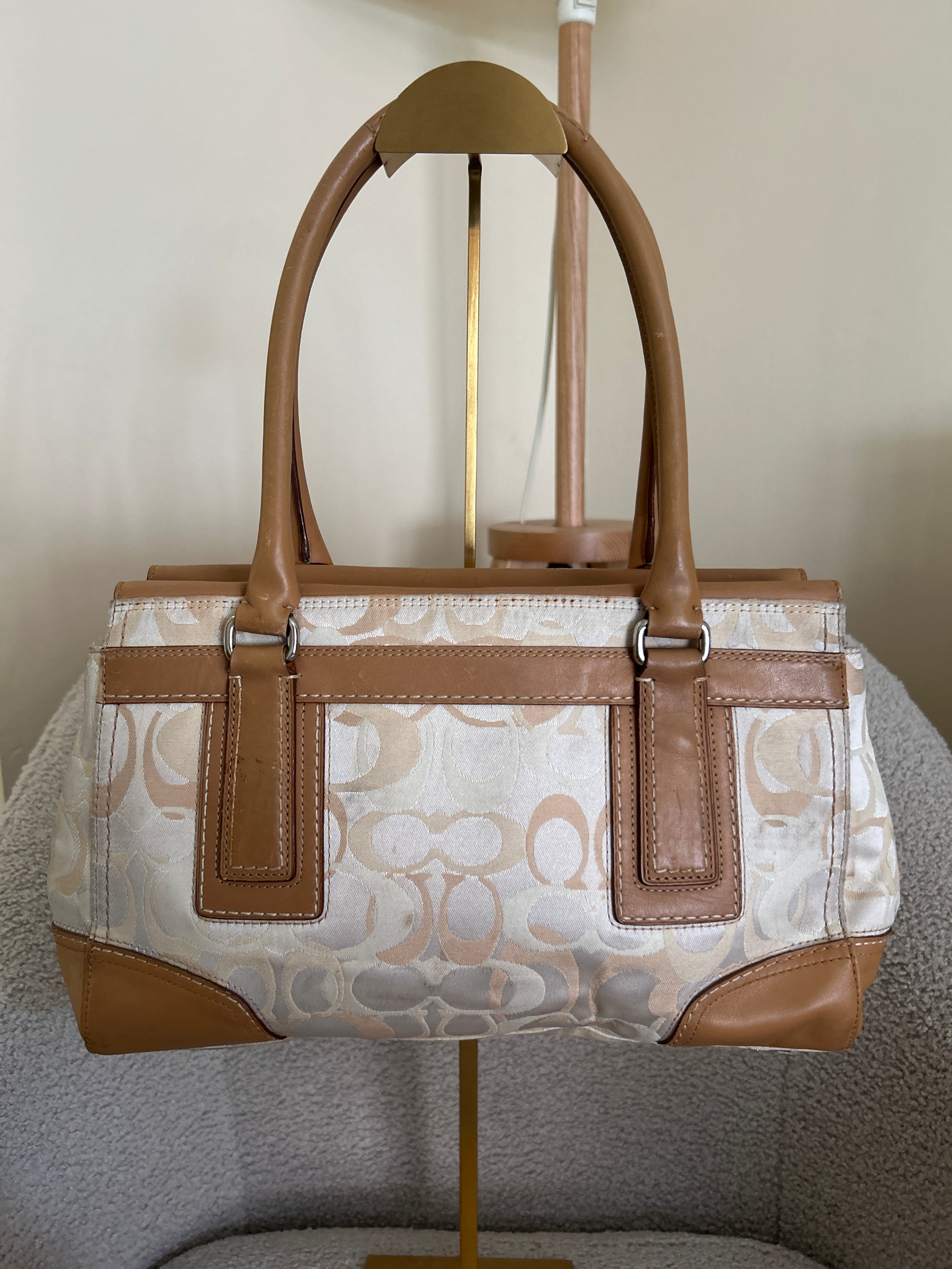 Vintage Coach optic monogram Hampton shoulder bag
