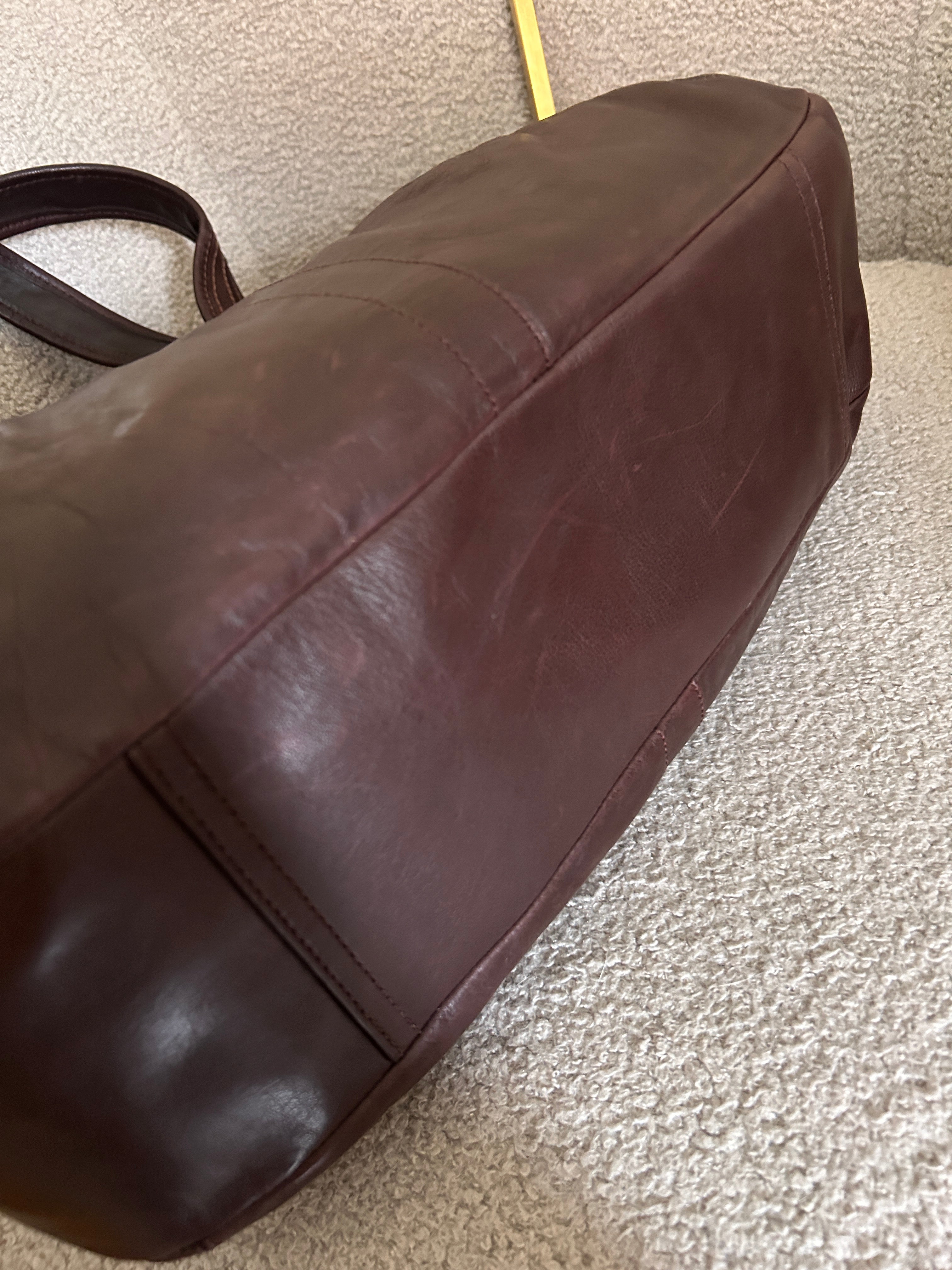 Vintage Coach kisslock shoulder bag