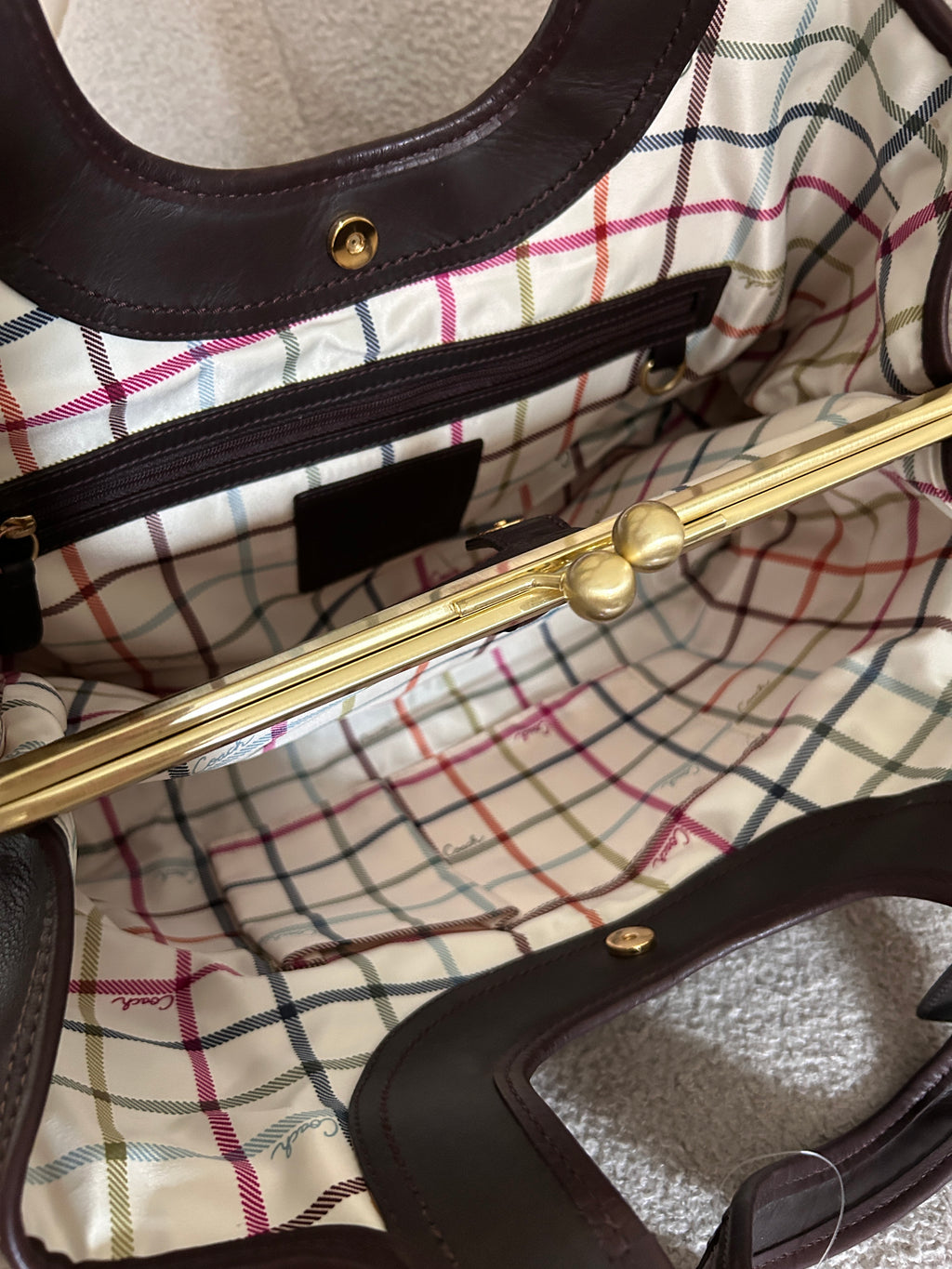 Vintage Coach kisslock shoulder bag