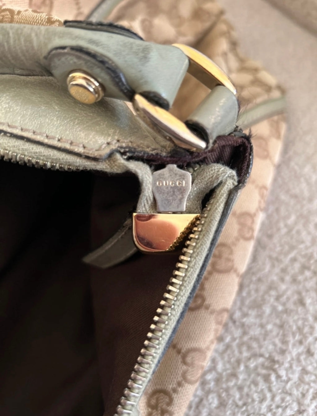 Vintage Gucci Abbey shoulder bag