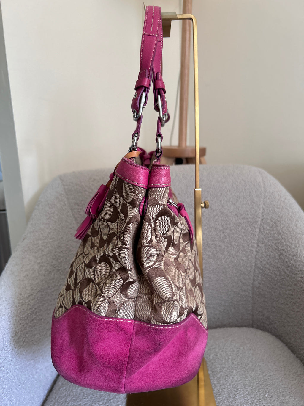 Vintage Coach pink suede shoulder bag
