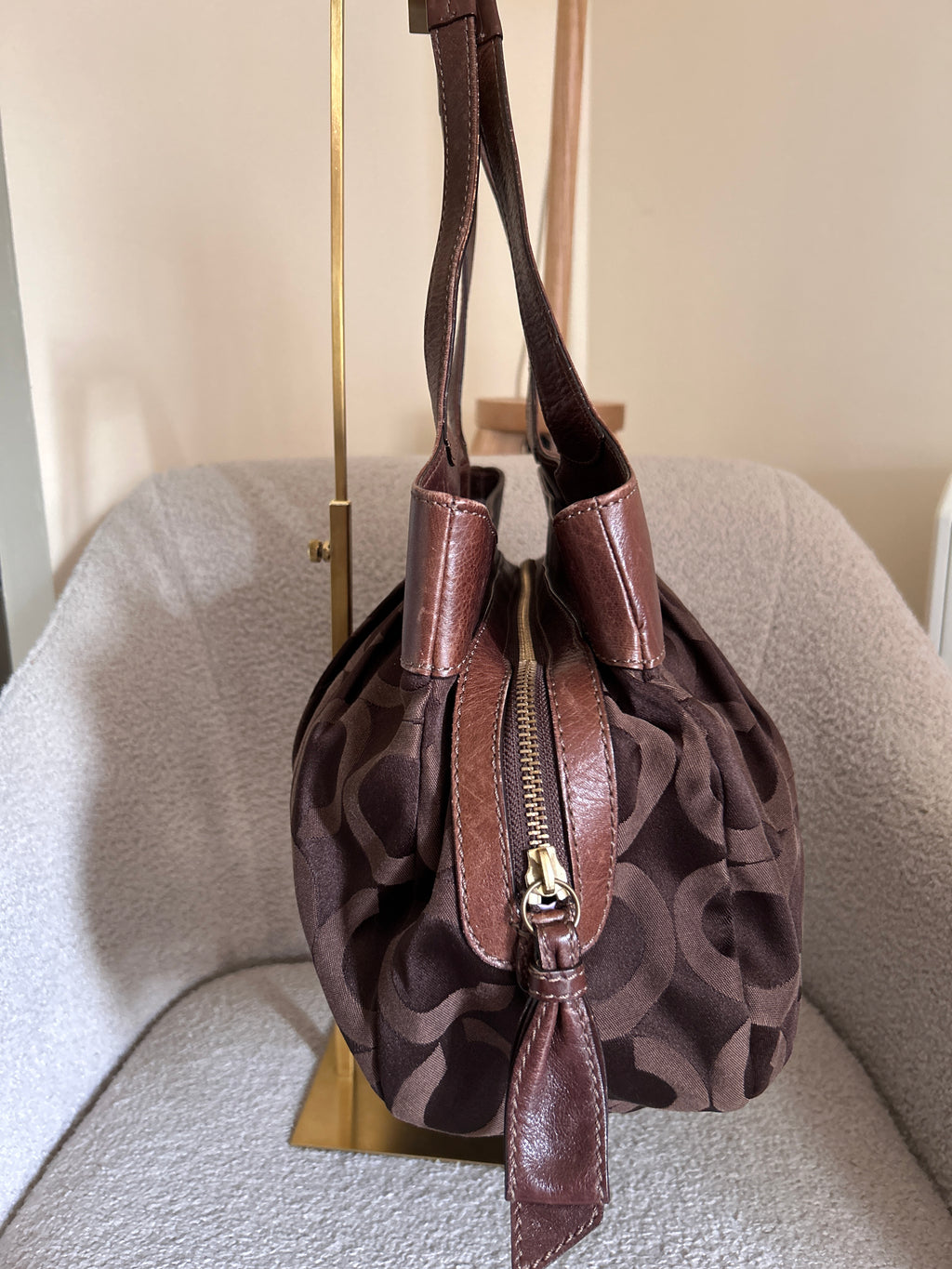 Vintage Coach chocolate brown shoulder bag