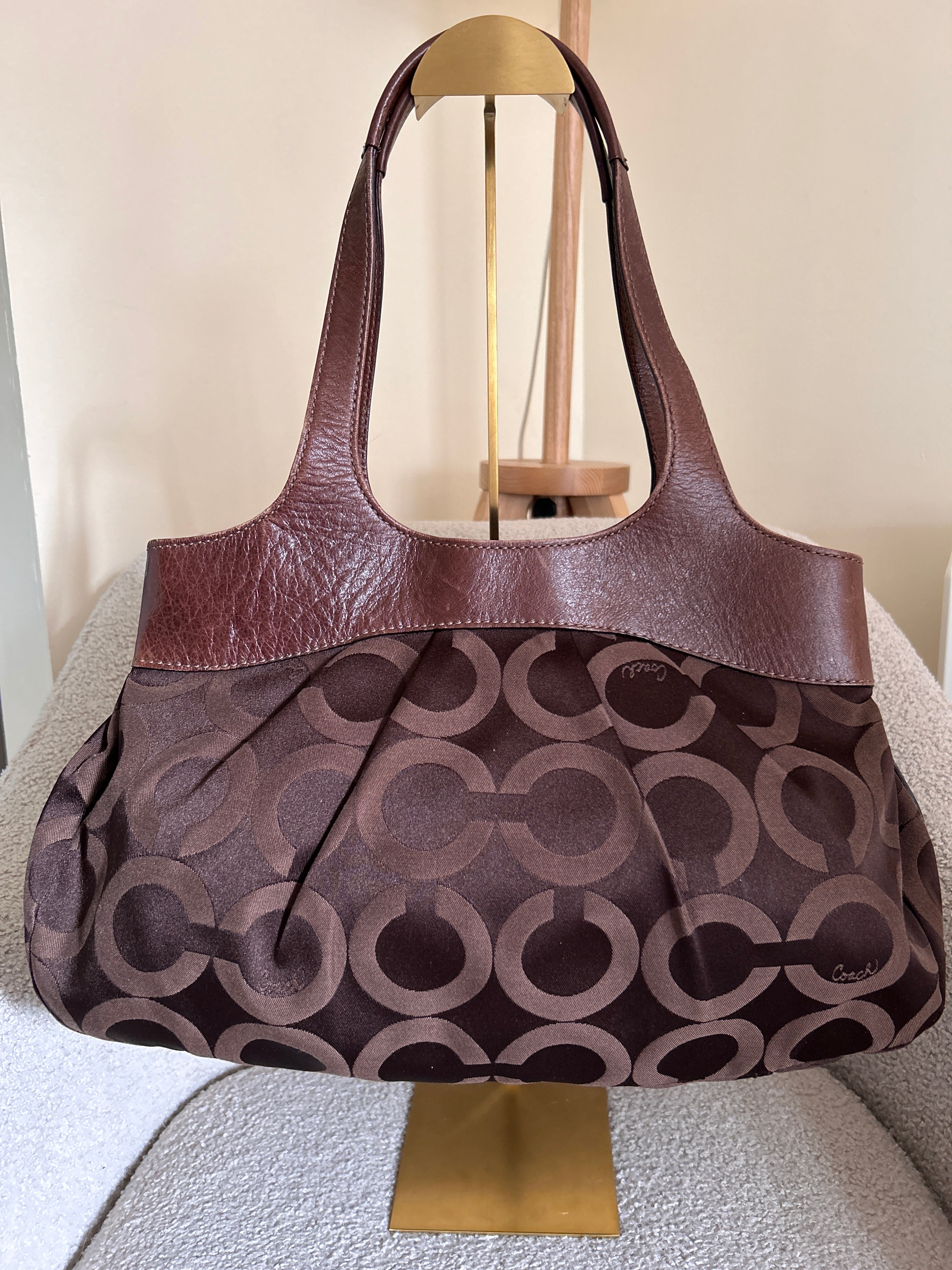 Vintage Coach chocolate brown shoulder bag
