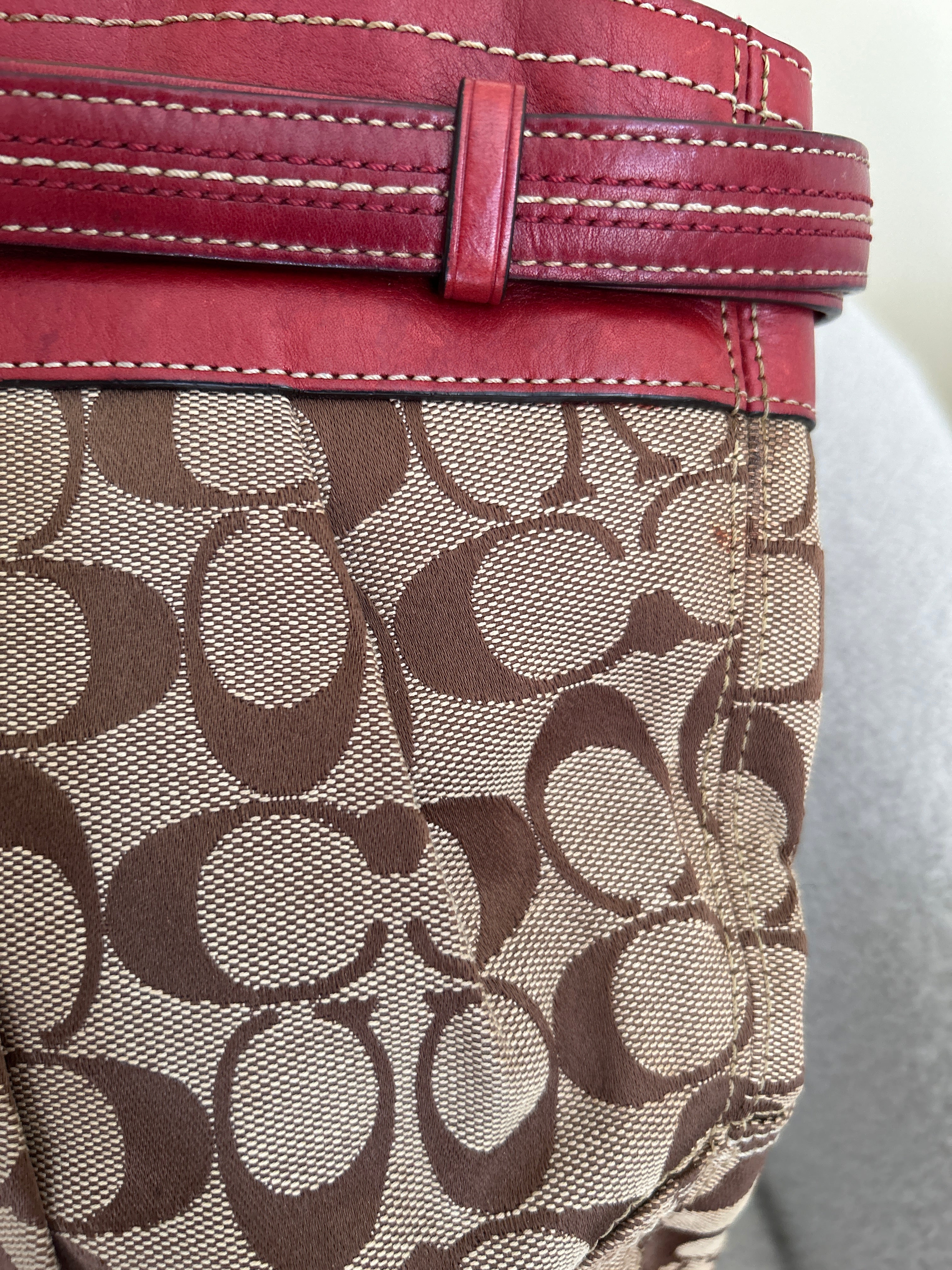 Vintage Coach red leather shoulder bag
