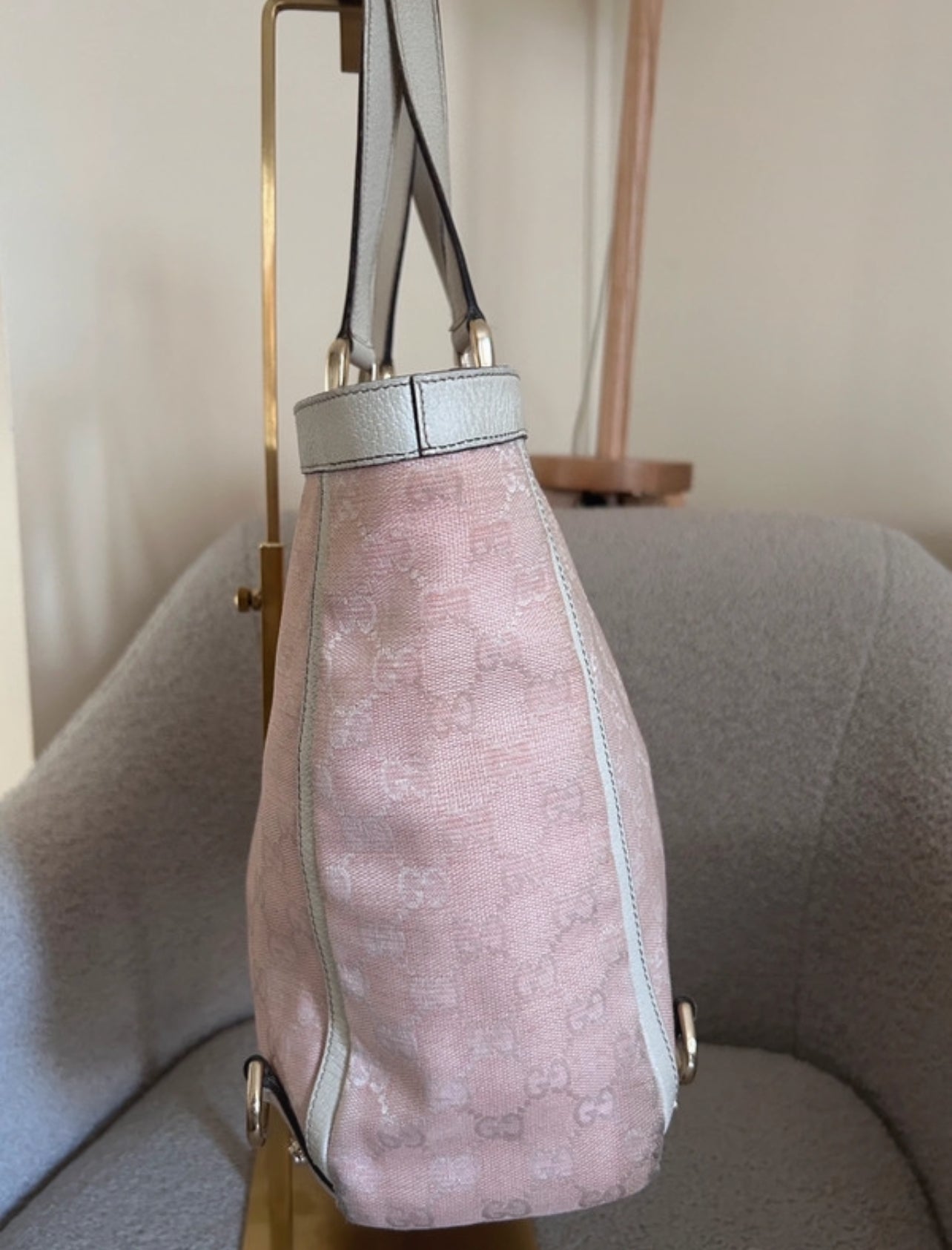 Vintage Gucci Abbey pink shoulder bag