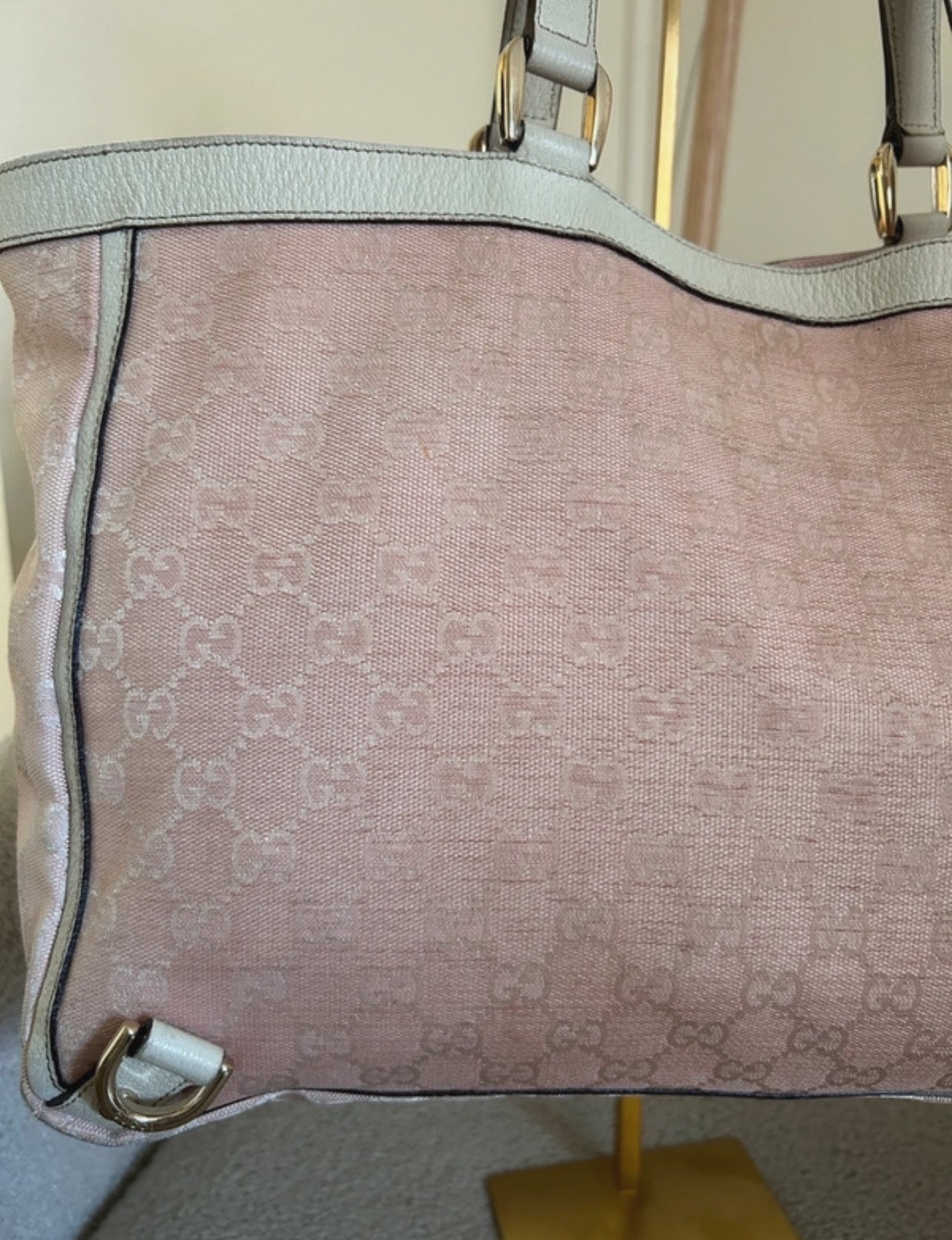 Vintage Gucci Abbey pink shoulder bag