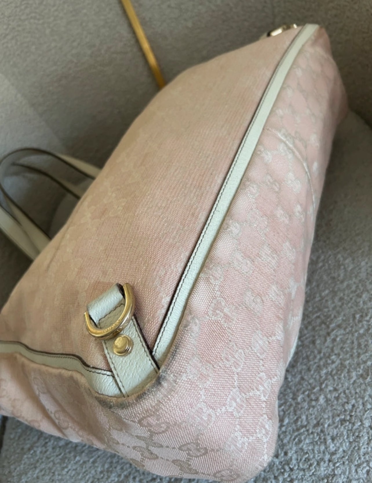 Vintage Gucci Abbey pink shoulder bag