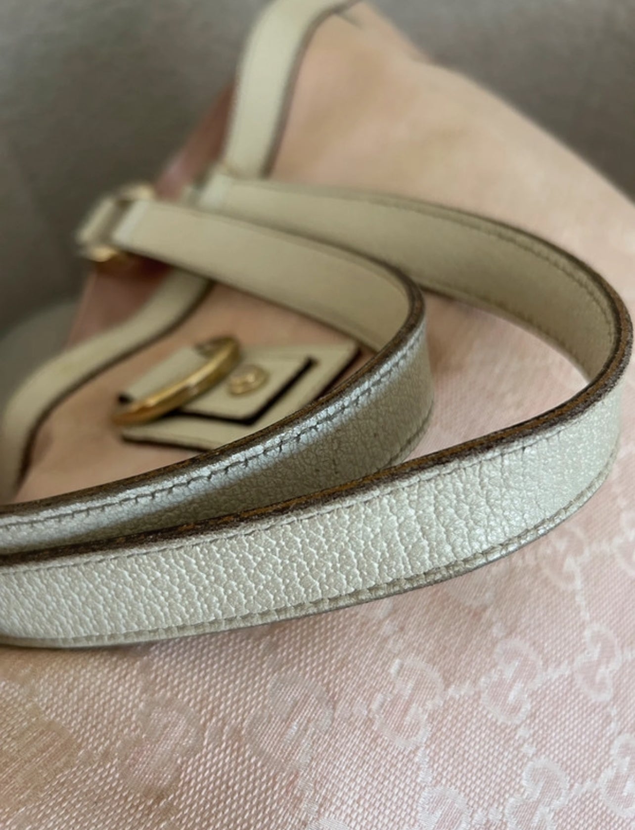 Vintage Gucci Abbey pink shoulder bag