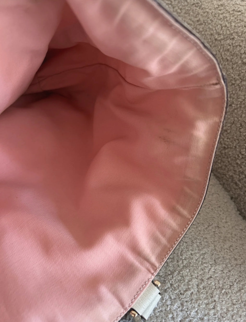 Vintage Gucci Abbey pink shoulder bag