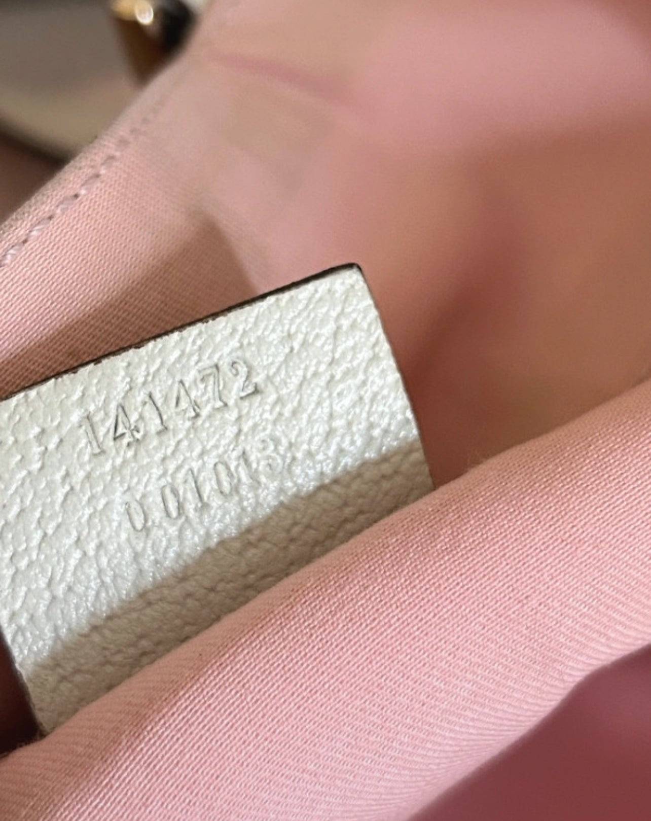 Vintage Gucci Abbey pink shoulder bag