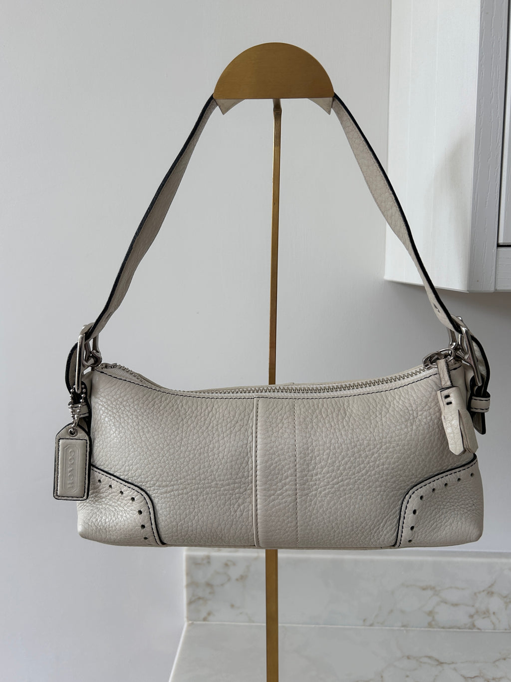 Vintage Coach leather baguette shoulder bag