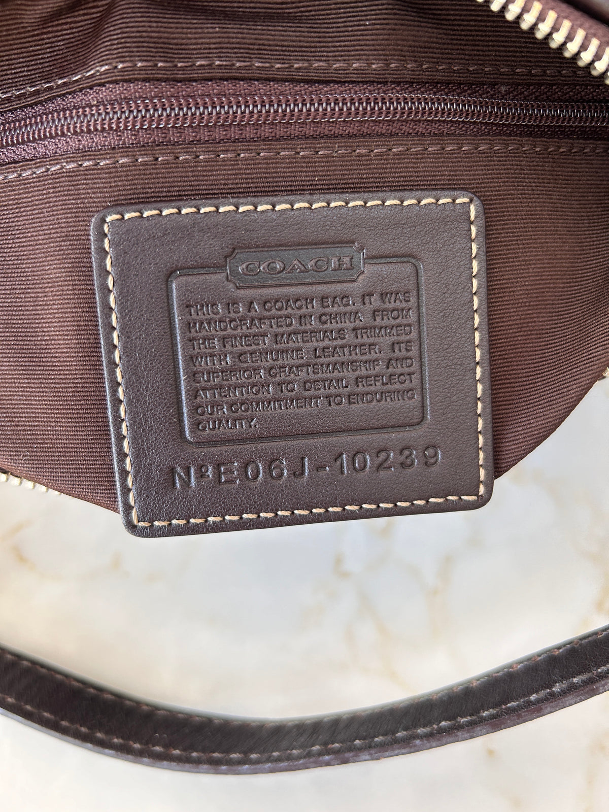 Vintage Coach chocolate brown baguette shoulder bag