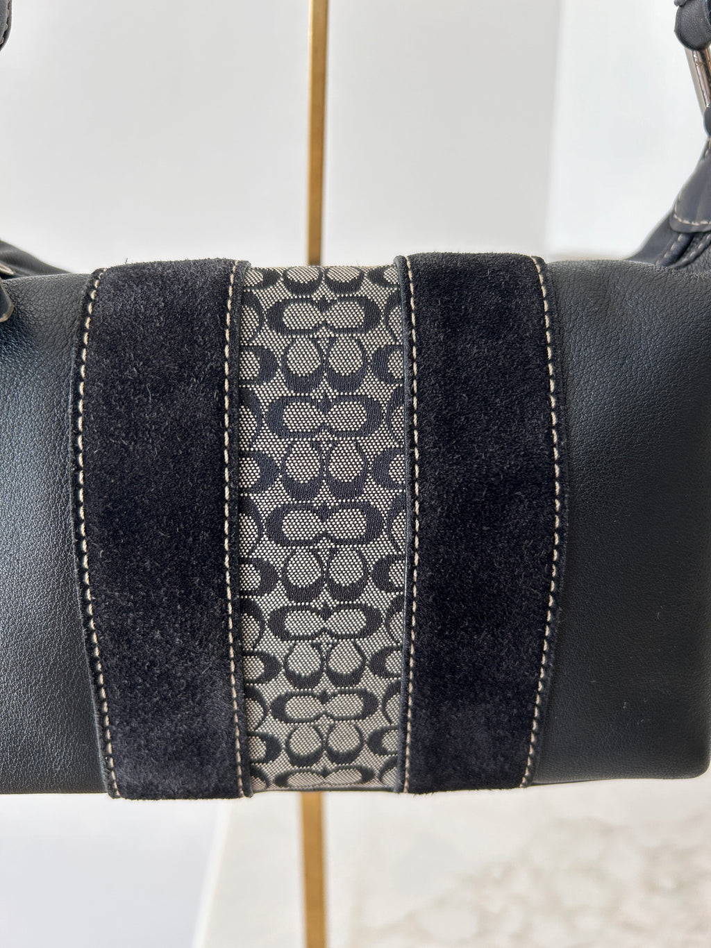 Vintage Coach black leather and suede shoulder bag
