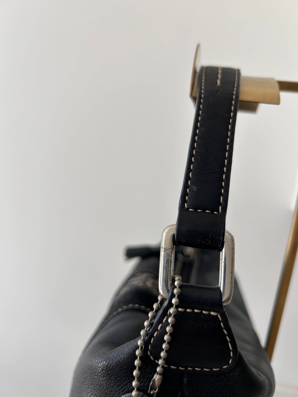 Vintage Coach black leather and suede shoulder bag