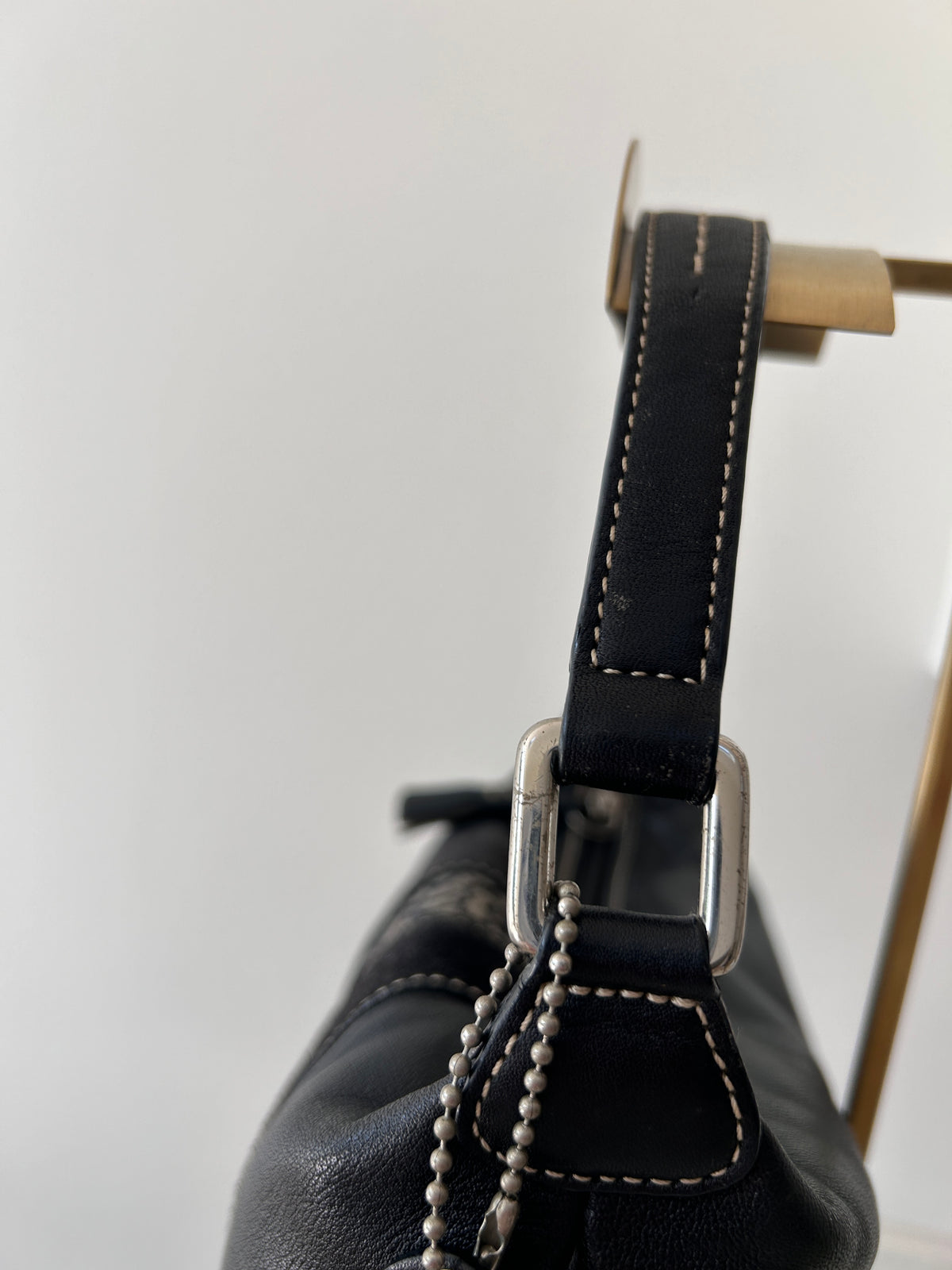 Vintage Coach black leather and suede shoulder bag