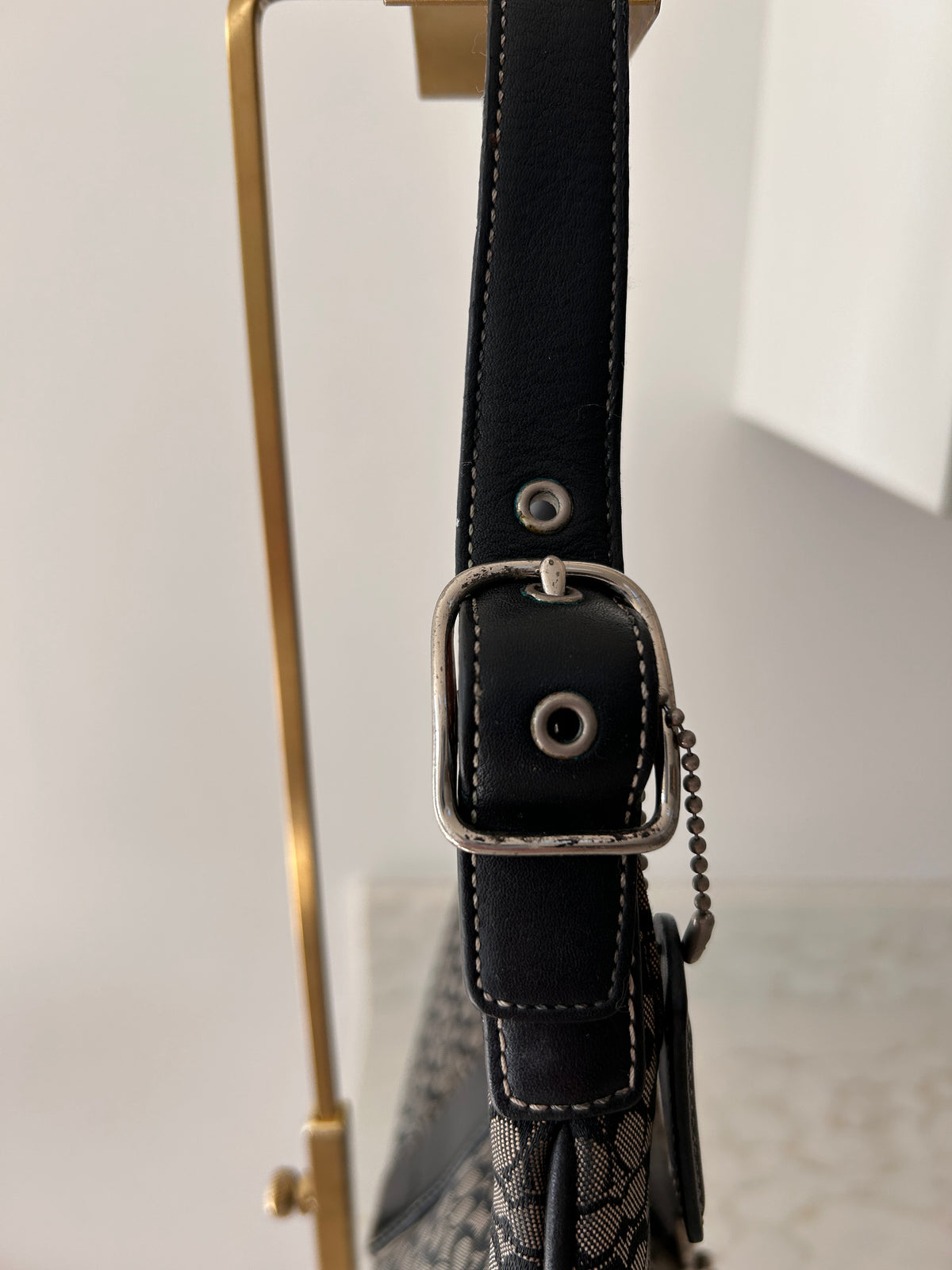 Vintage Coach monogram clip shoulder bag