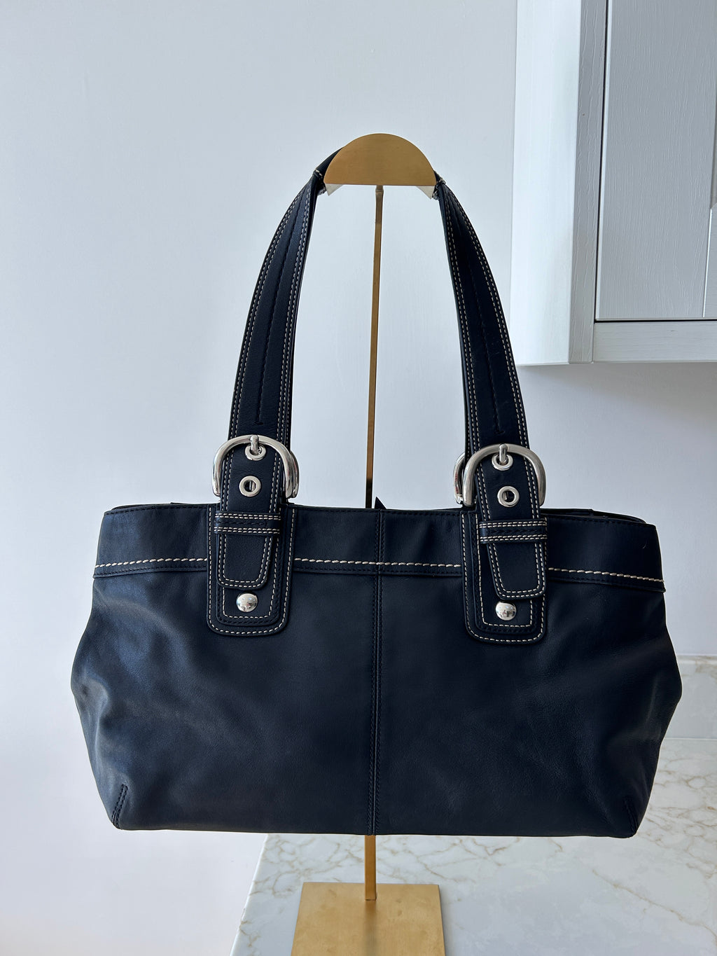 Vintage Coach Soho black leather shoulder bag