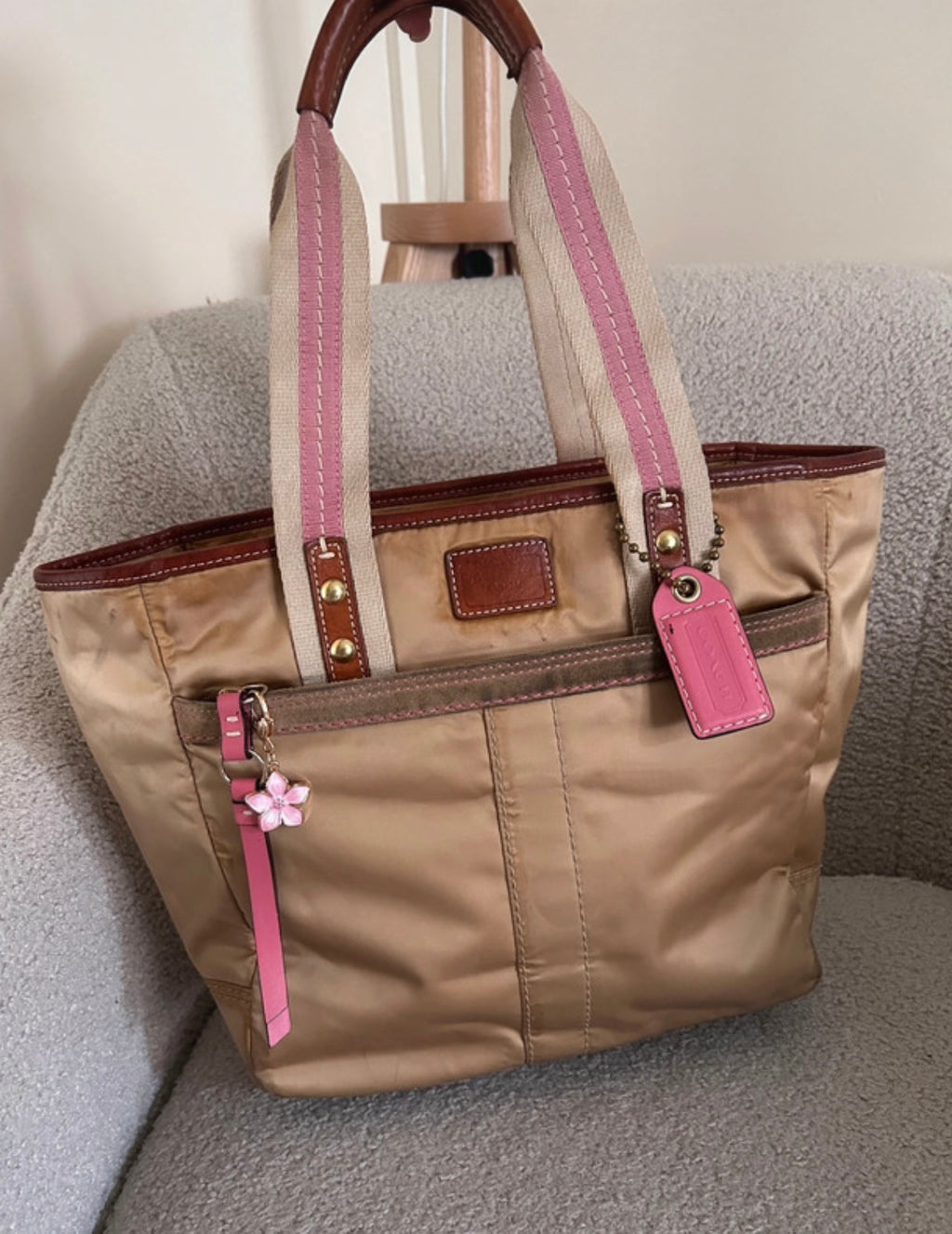 Vintage Coach gold shoulder bag