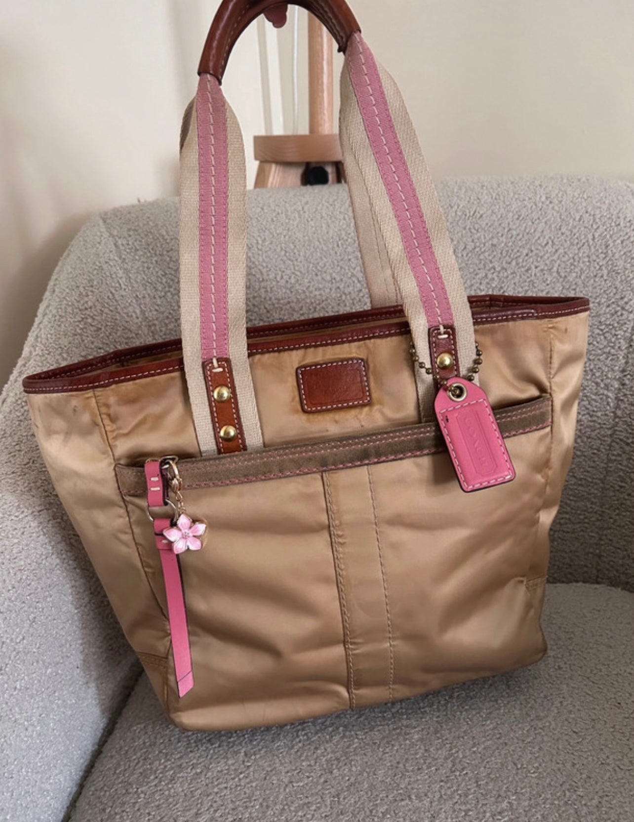 Vintage Coach gold shoulder bag