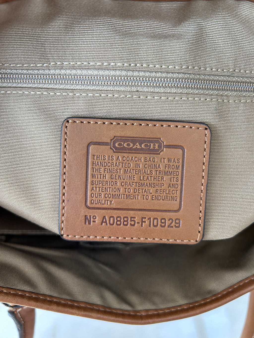 Vintage Coach Soho buckle large shoulder bag