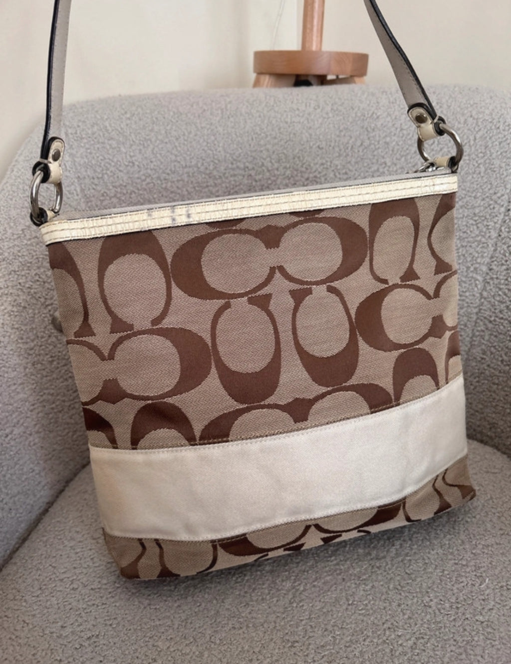 Vintage Coach shoulder bag