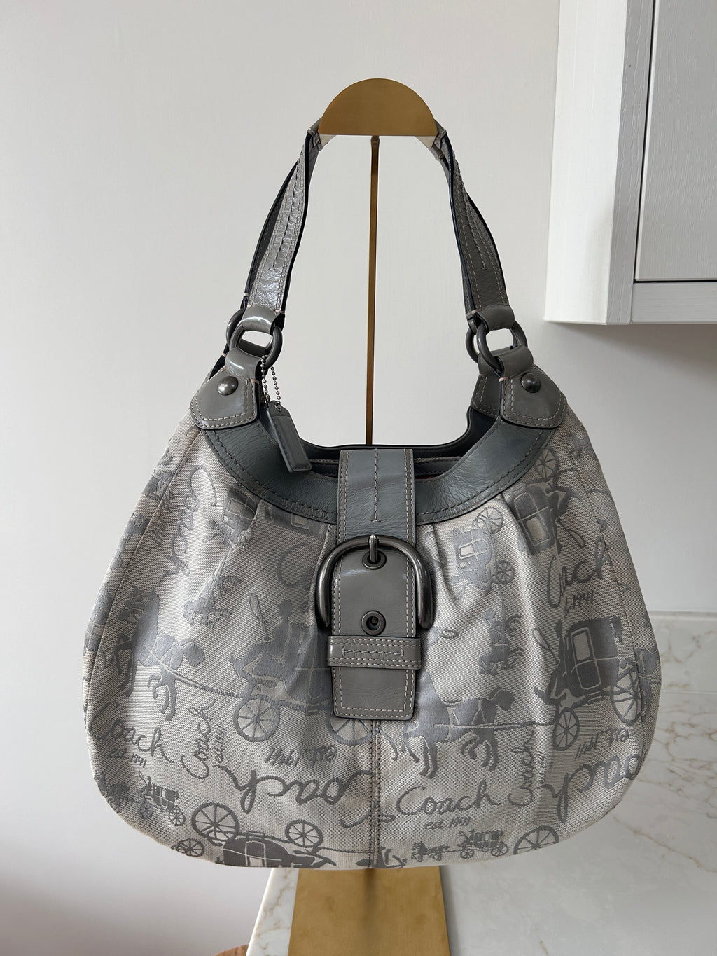 Vintage Coach Soho hobo grey shoulder bag