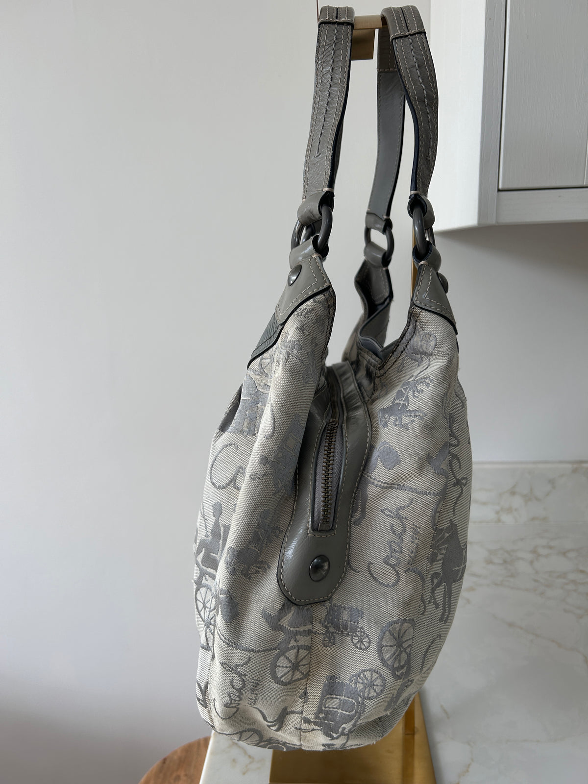 Vintage Coach Soho hobo grey shoulder bag