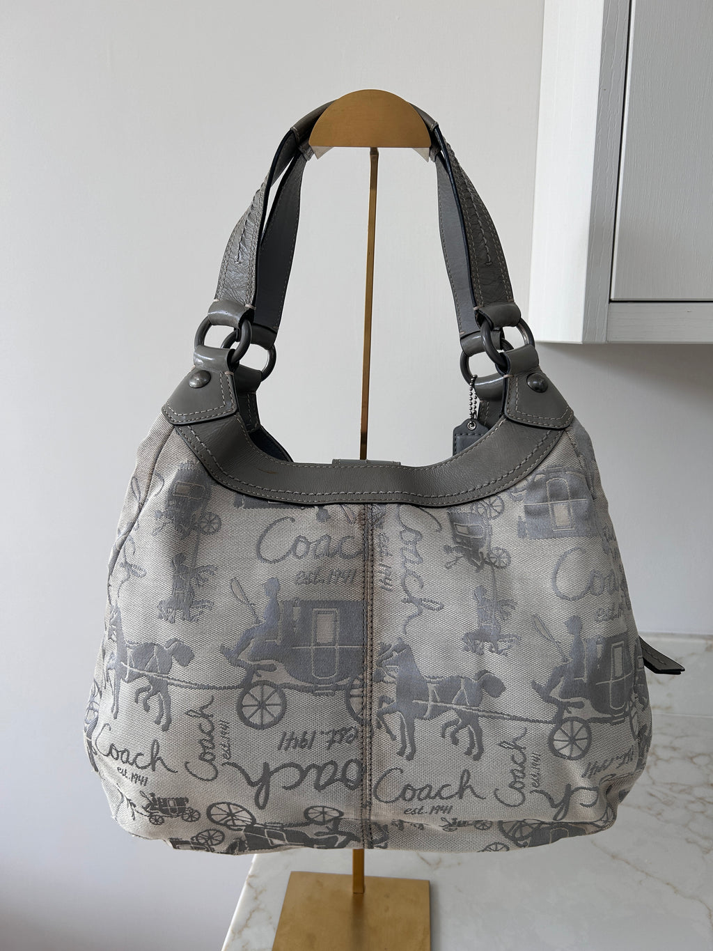 Vintage Coach Soho hobo grey shoulder bag