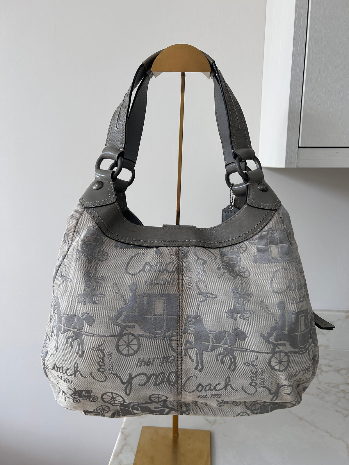 Vintage Coach Soho hobo grey shoulder bag