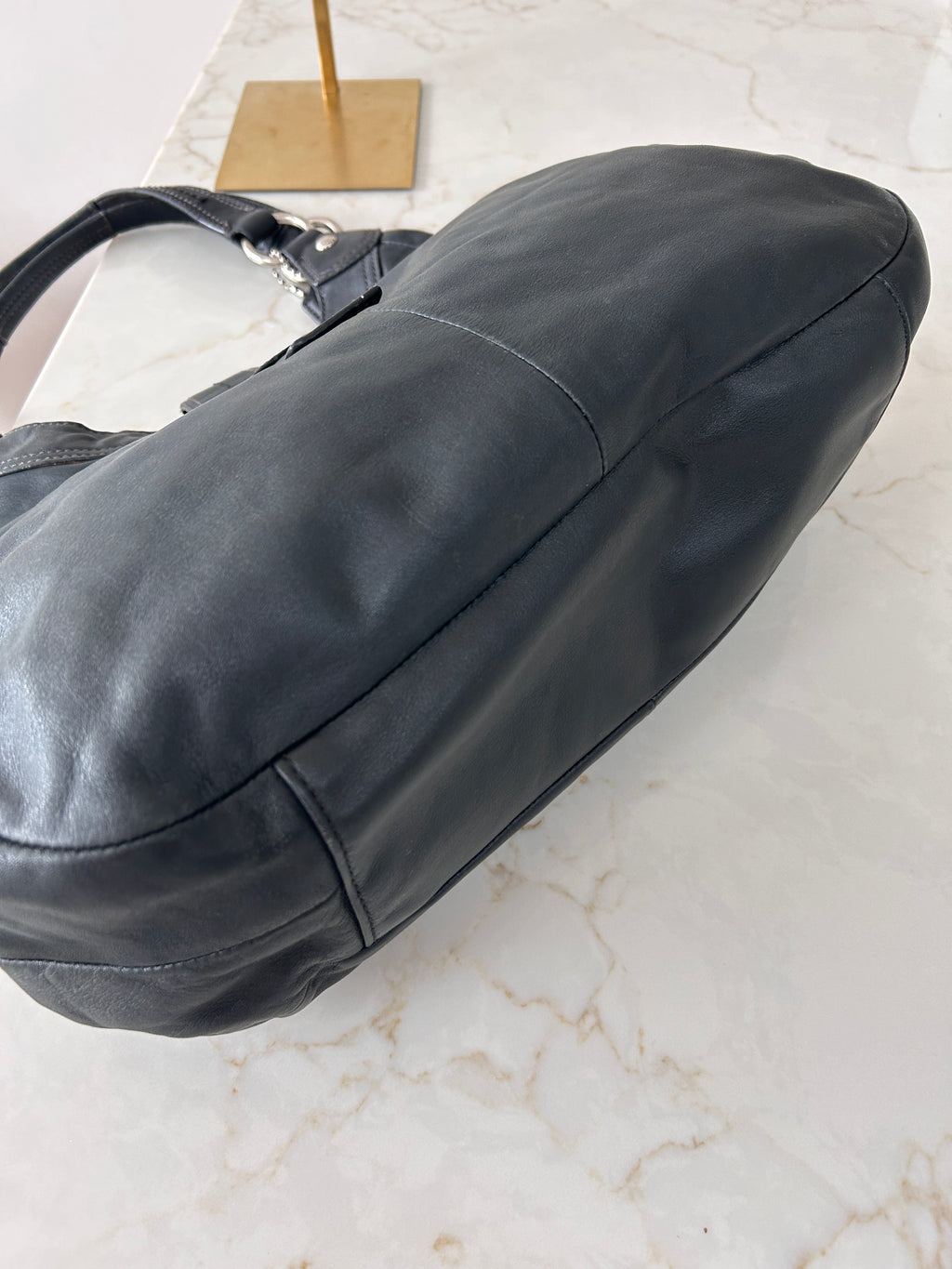 Vintage Coach Soho hobo black leather shoulder bag