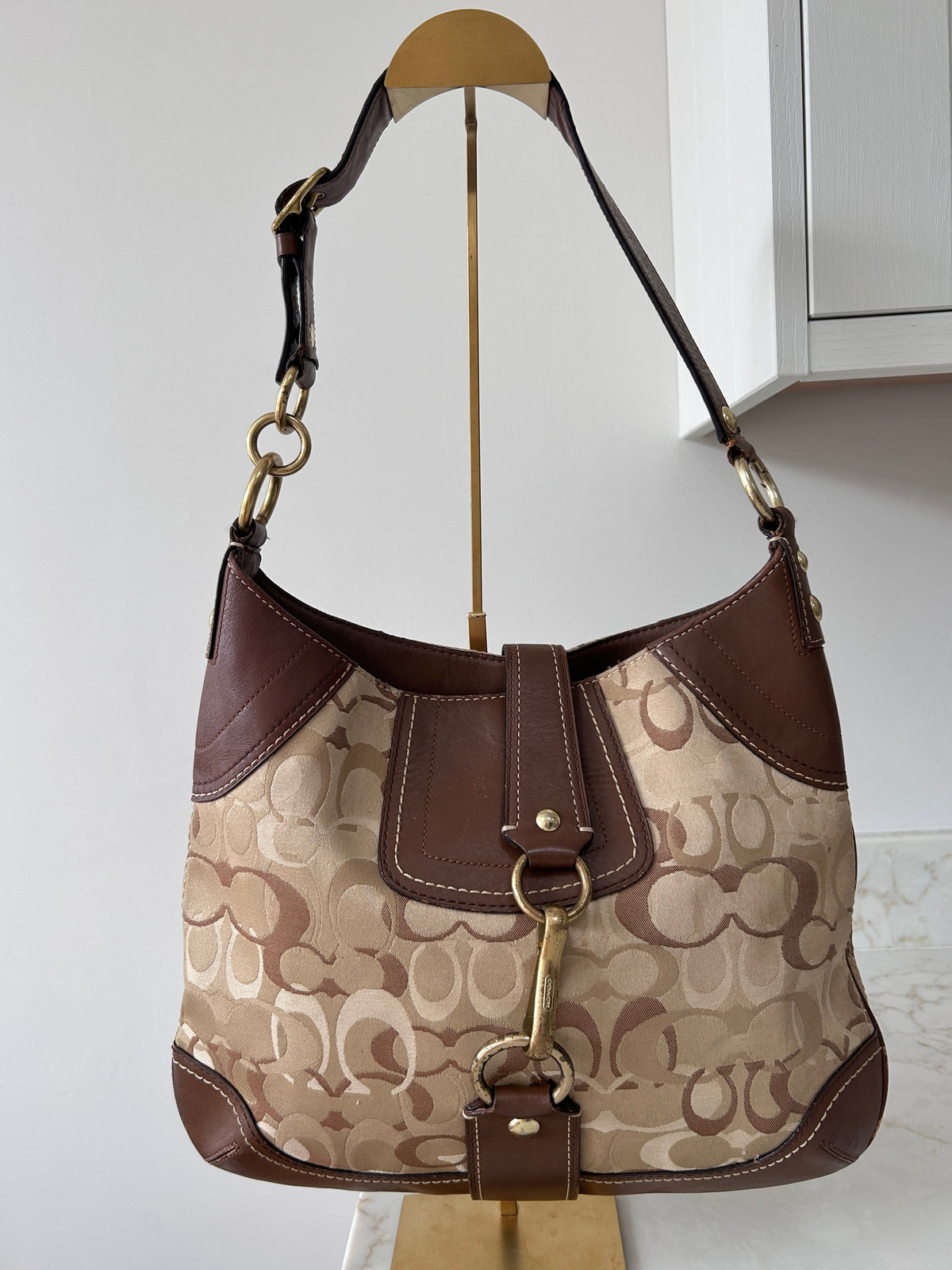 Vintage Coach clip optic monogram shoulder bag