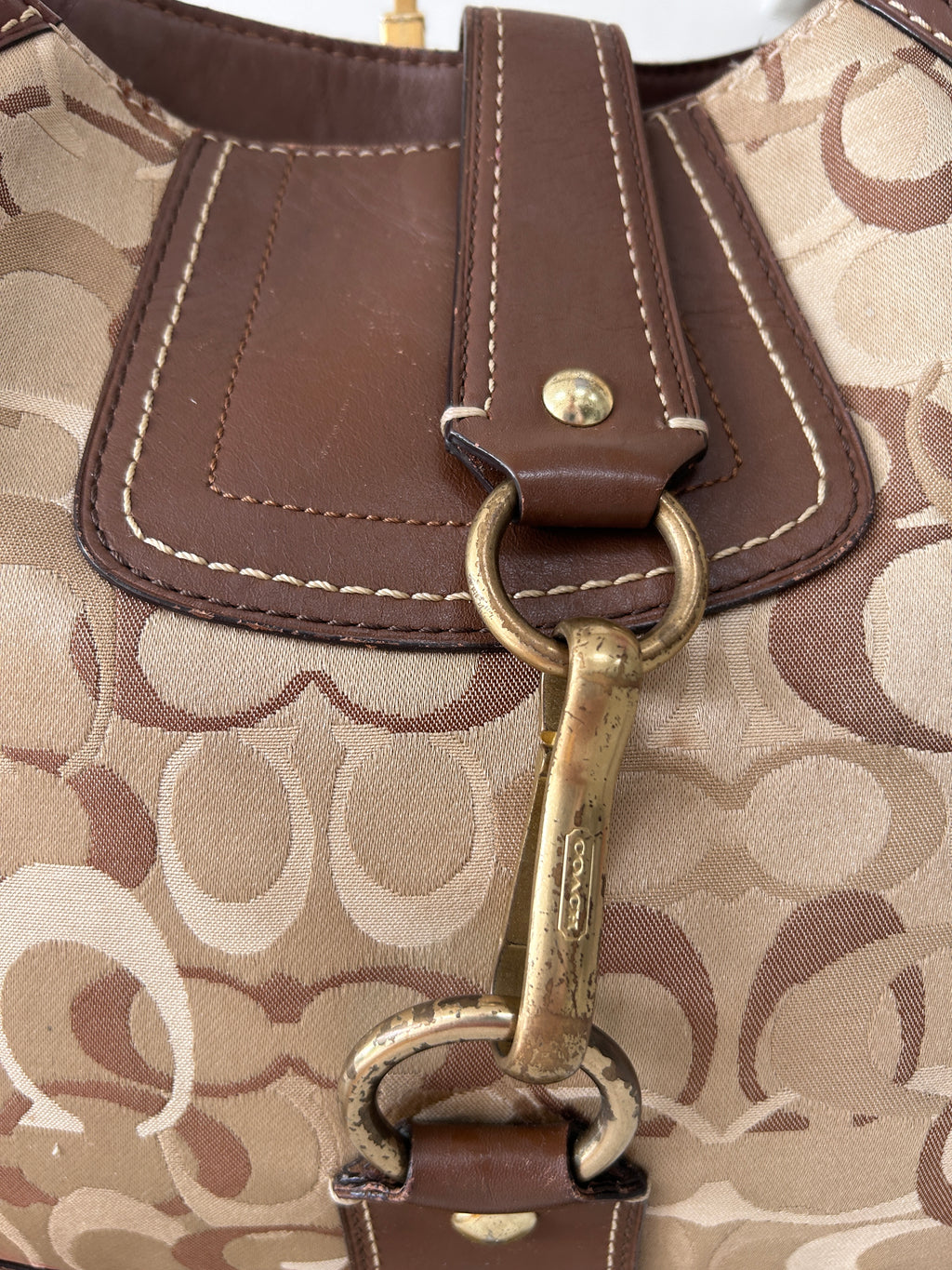 Vintage Coach clip optic monogram shoulder bag