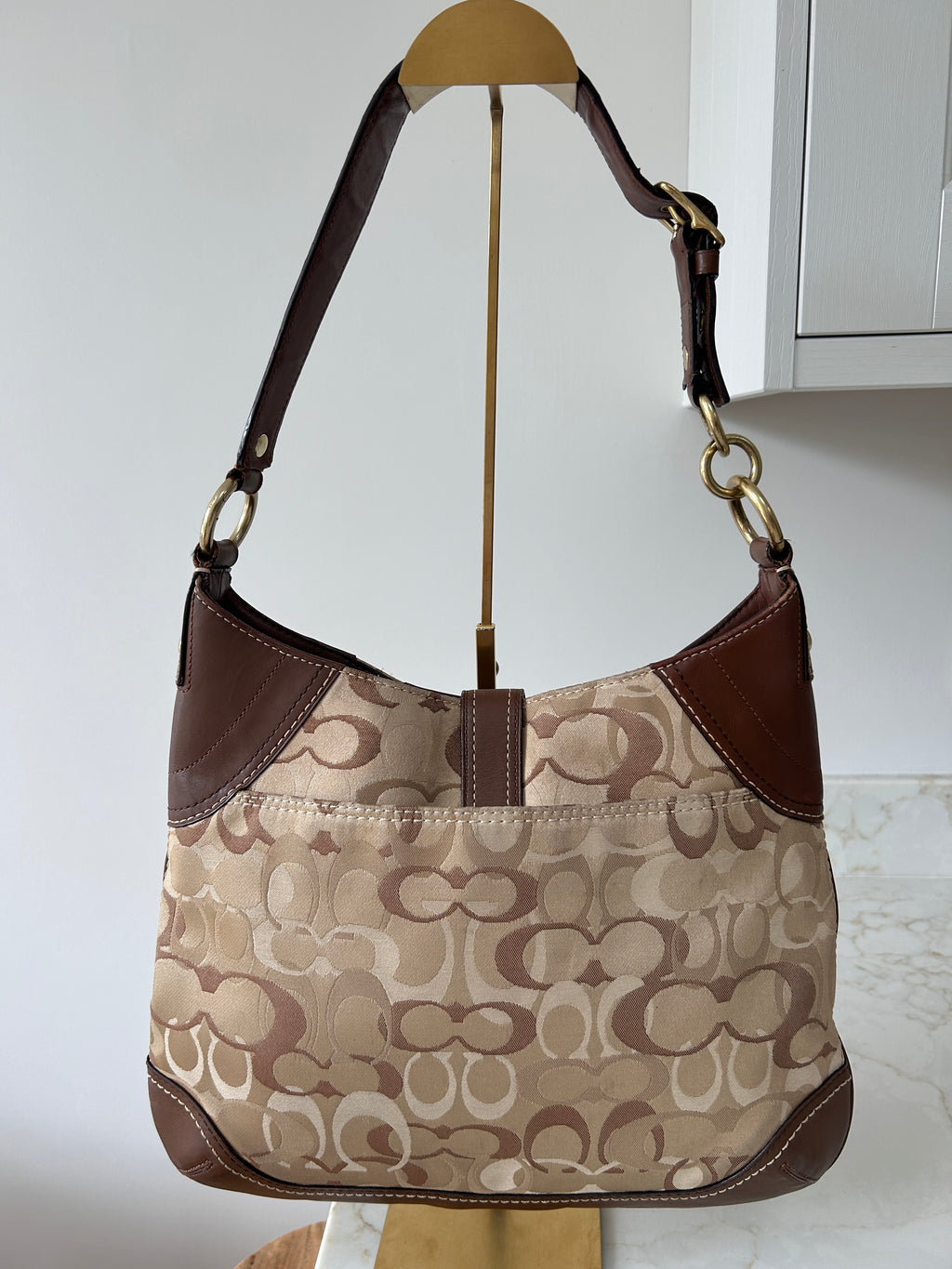 Vintage Coach clip optic monogram shoulder bag
