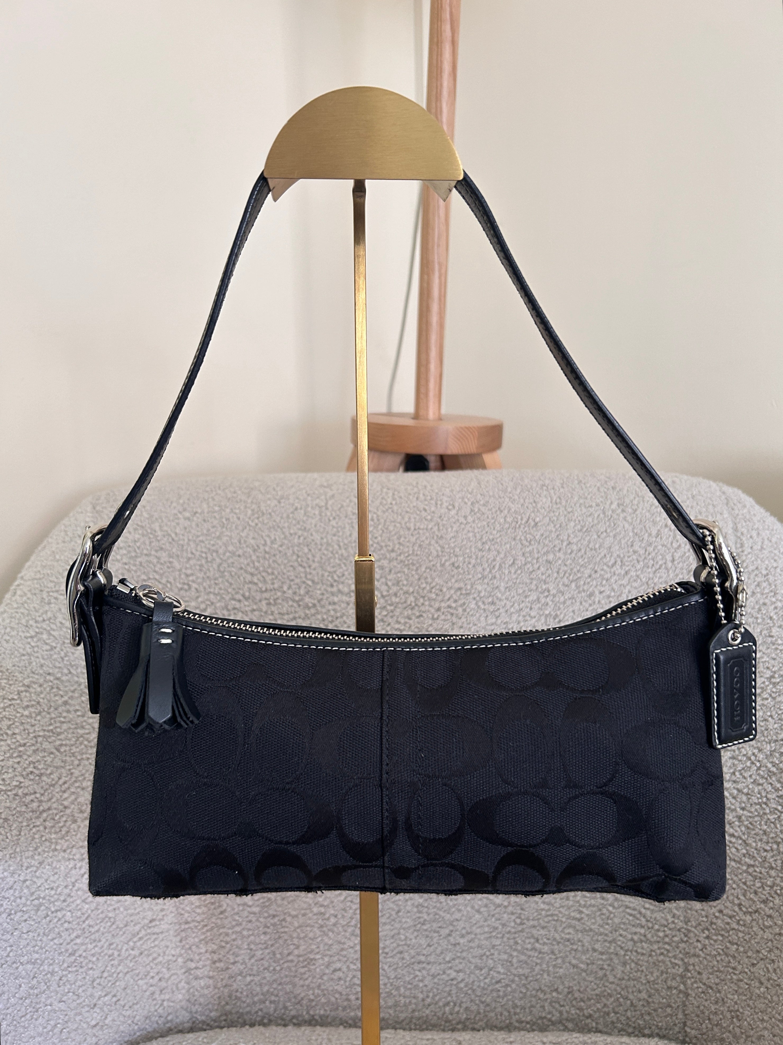 Vintage Coach baguette shoulder bag