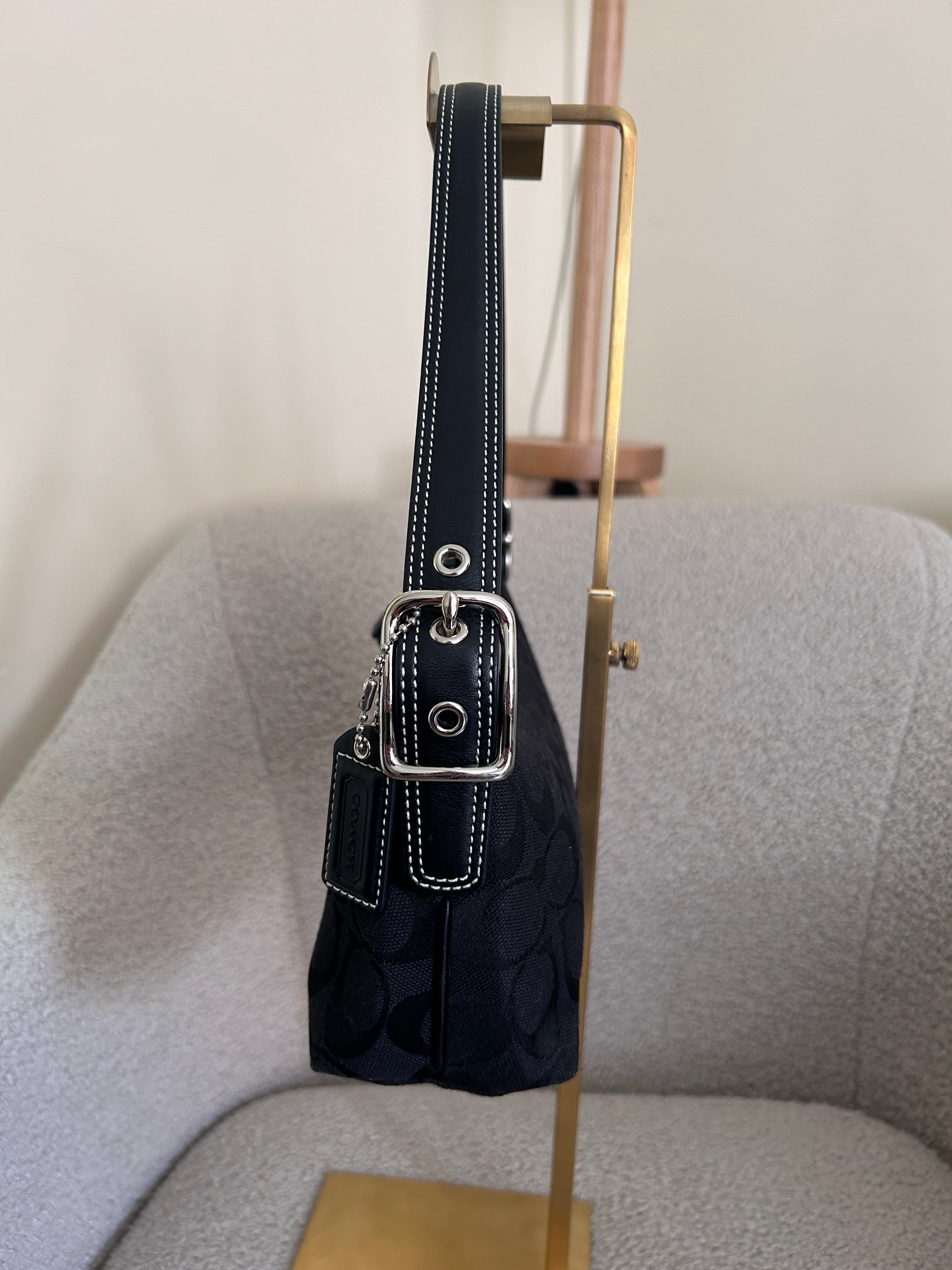 Vintage Coach baguette shoulder bag