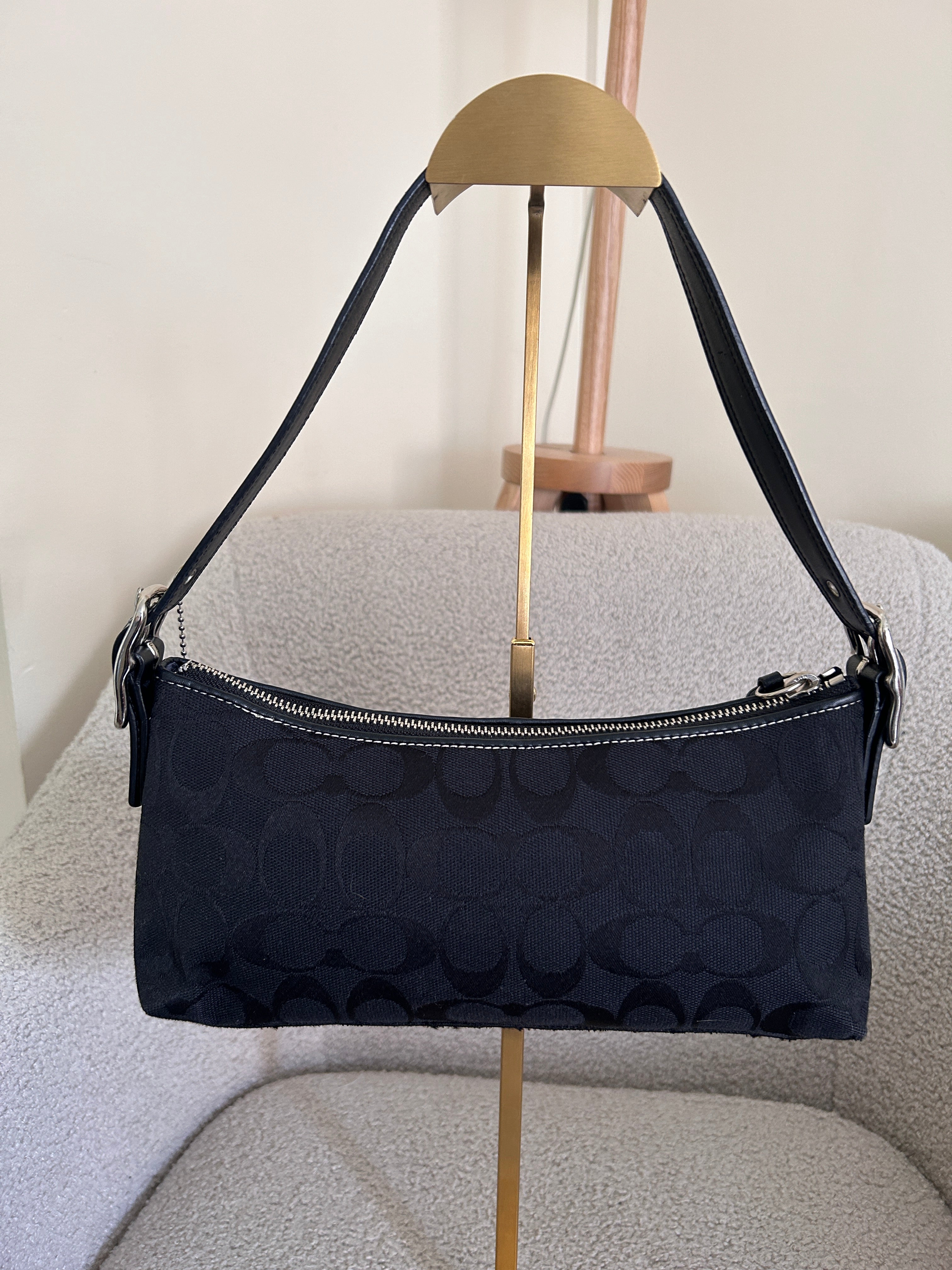 Vintage Coach baguette shoulder bag