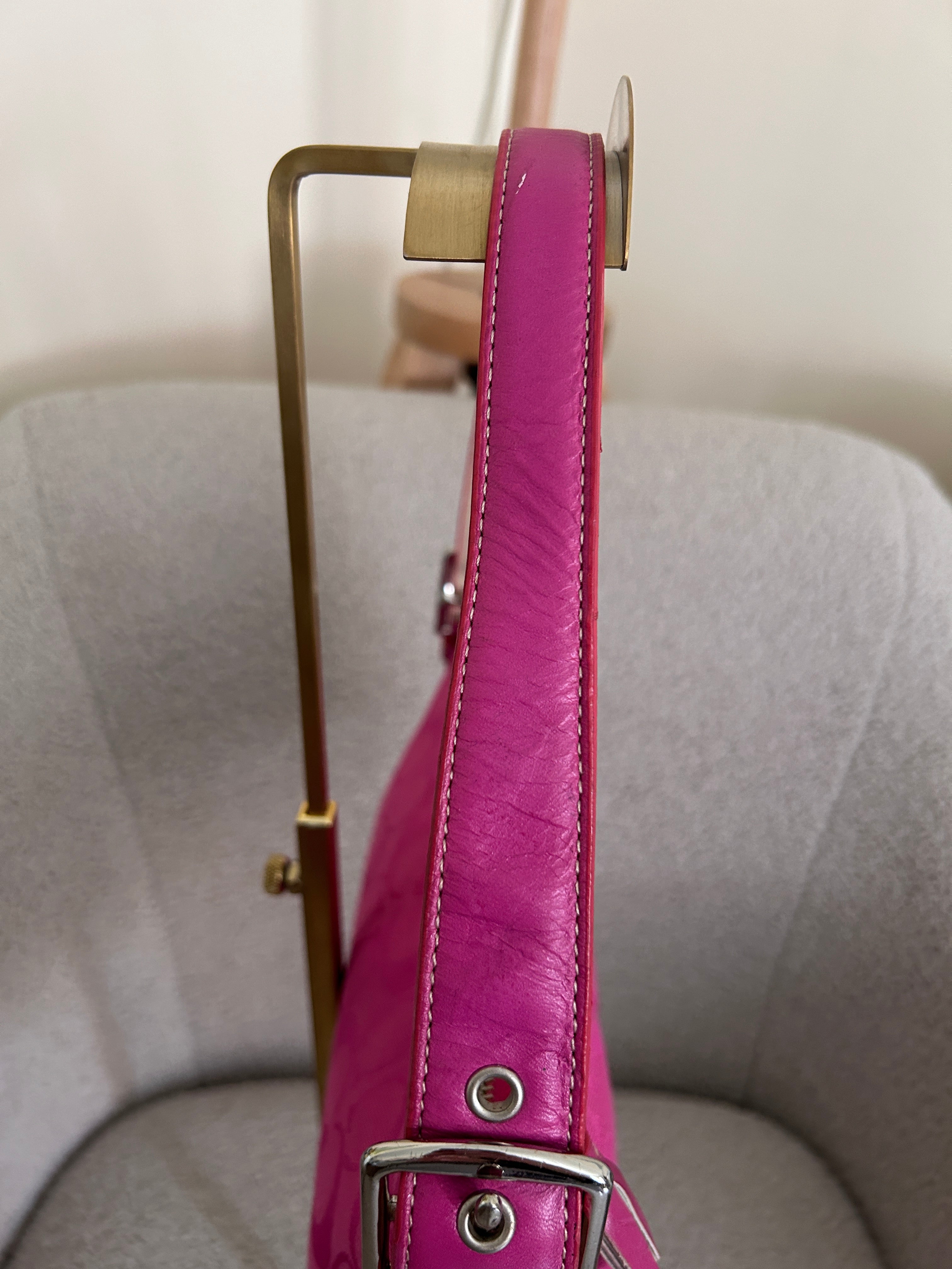 Vintage Coach pink baguette shoulder bag