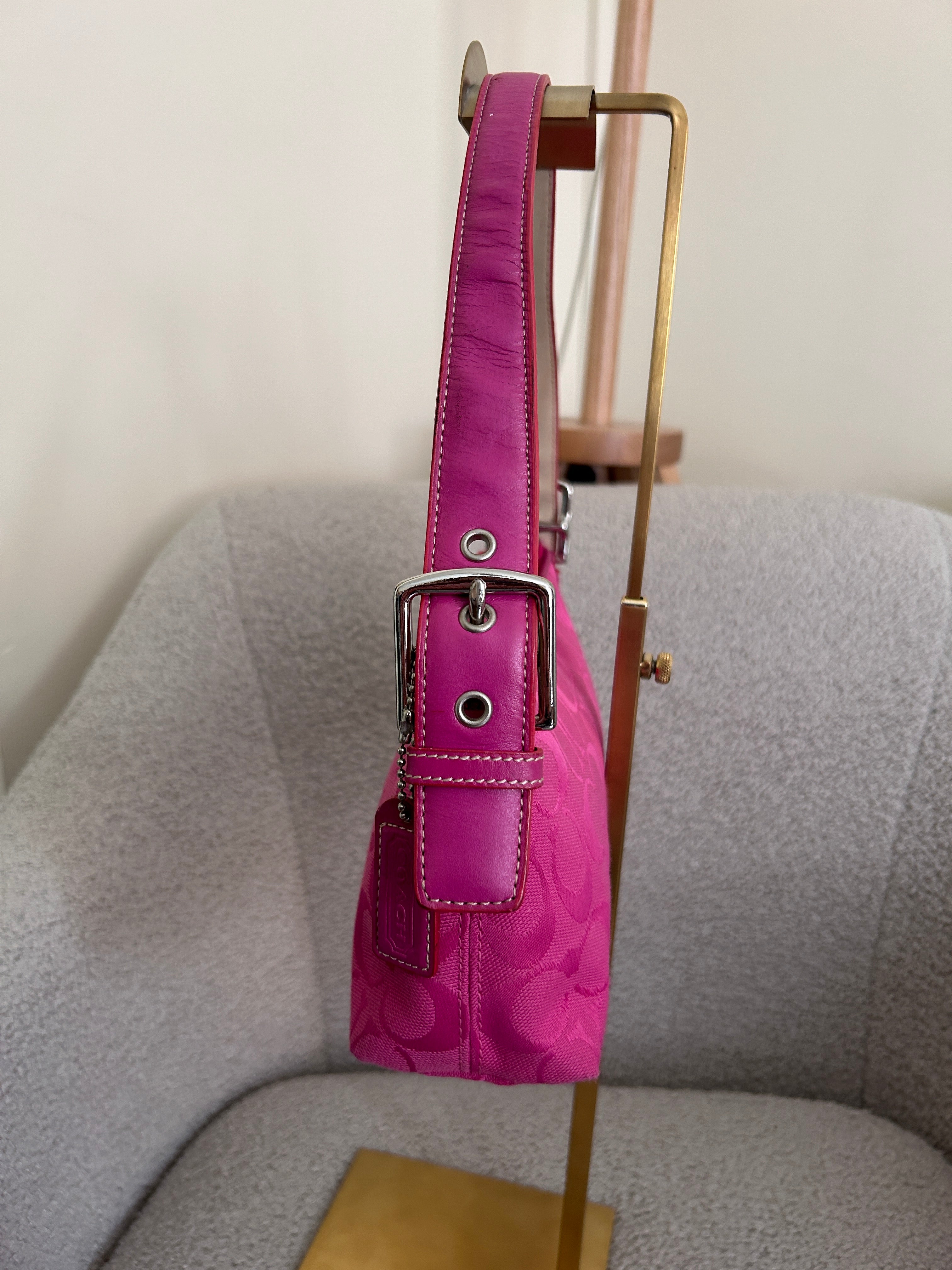 Vintage Coach pink baguette shoulder bag