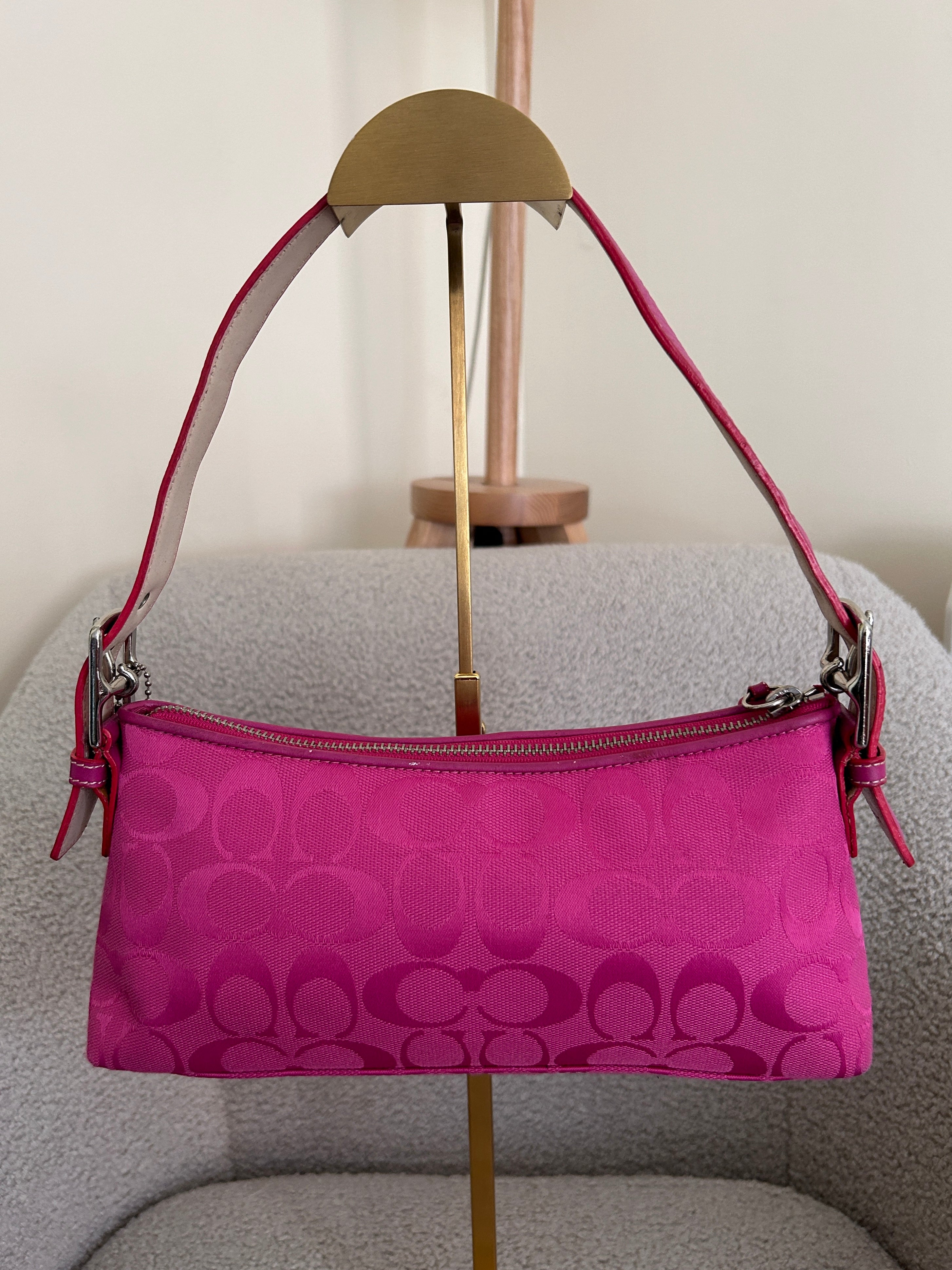 Vintage Coach pink baguette shoulder bag
