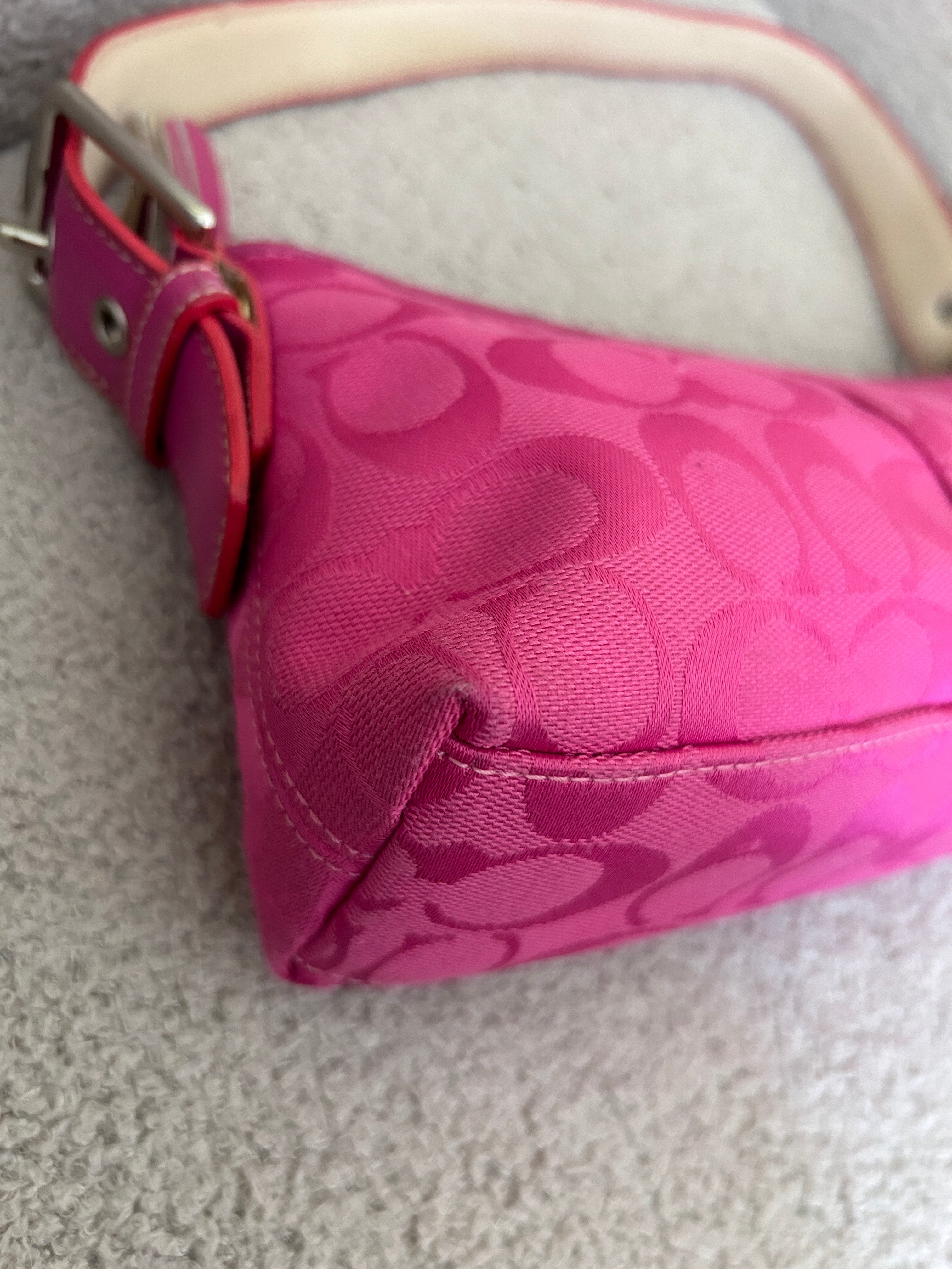 Vintage Coach pink baguette shoulder bag